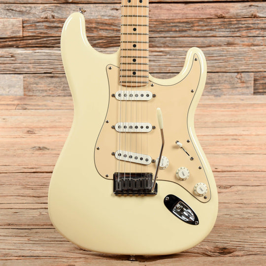Fender American Standard Stratocaster Vintage White 2006 Electric Guitars / Solid Body