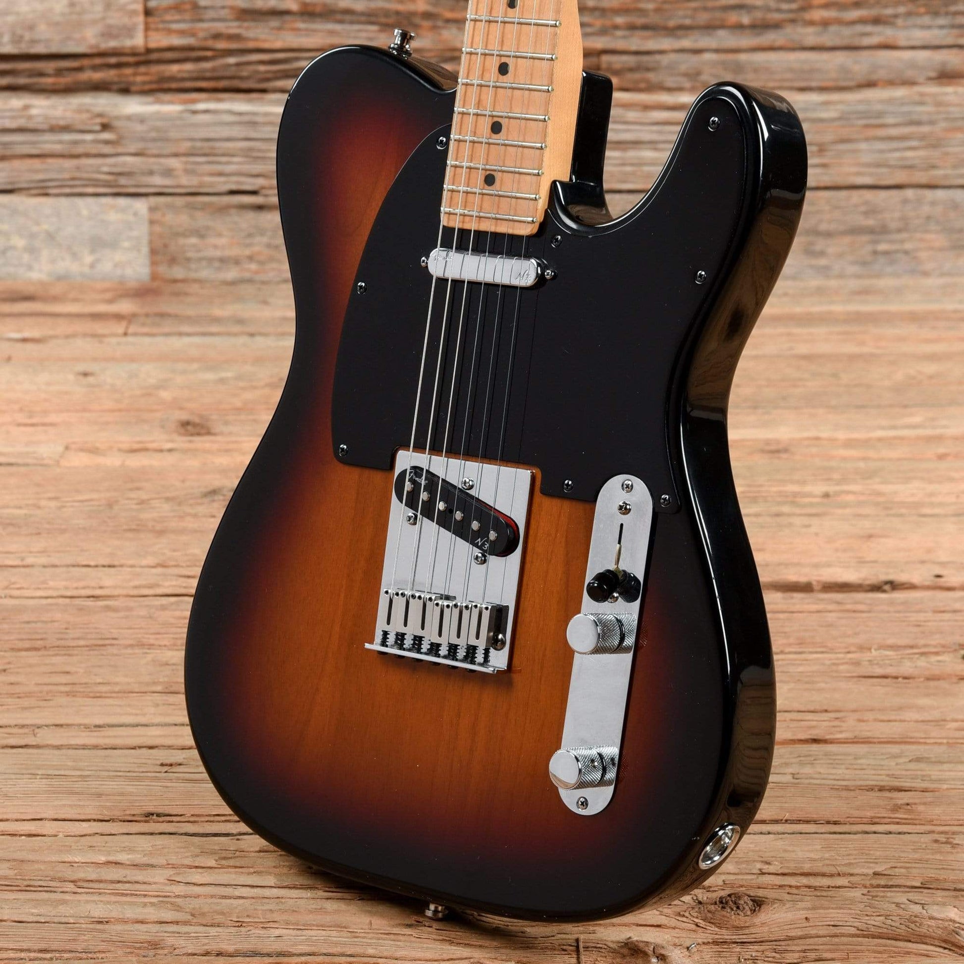 Fender American Standard Telecaster Sunburst 1999 Electric Guitars / Solid Body