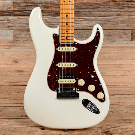 Fender American Ultra Stratocaster Arctic Pearl 2019 Electric Guitars / Solid Body