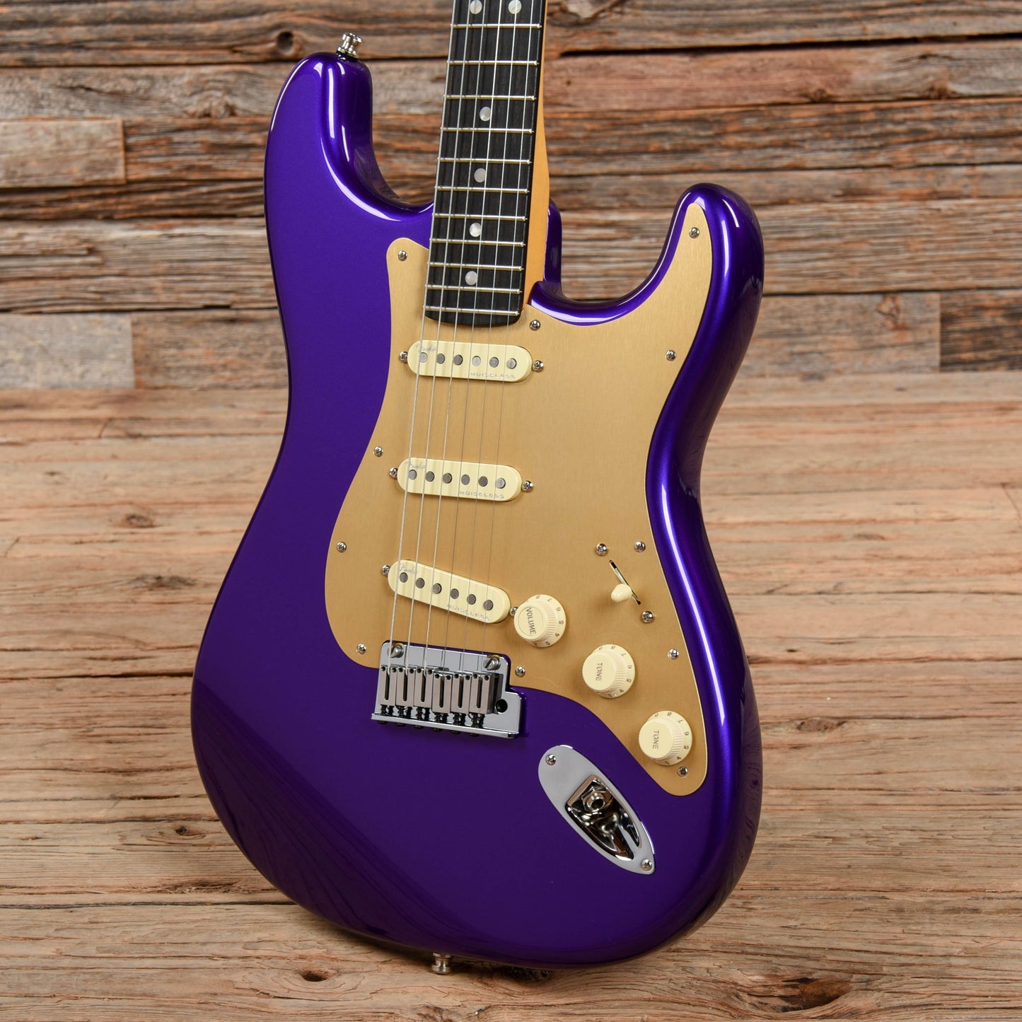 Fender American Ultra Stratocaster Plum Metallic 2021 Electric Guitars / Solid Body