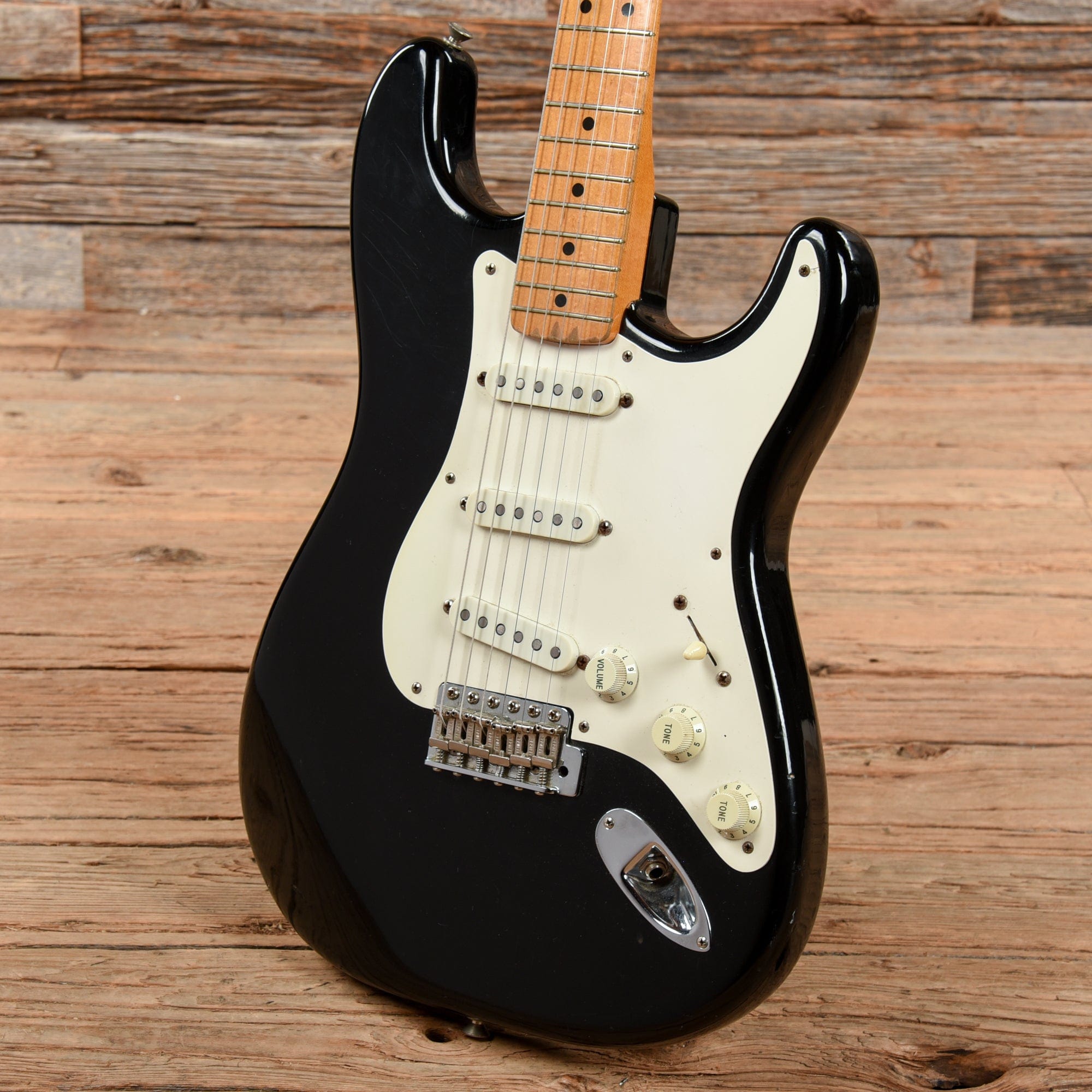 Fender American Vintage '57 Stratocaster Black 1987 Electric Guitars / Solid Body