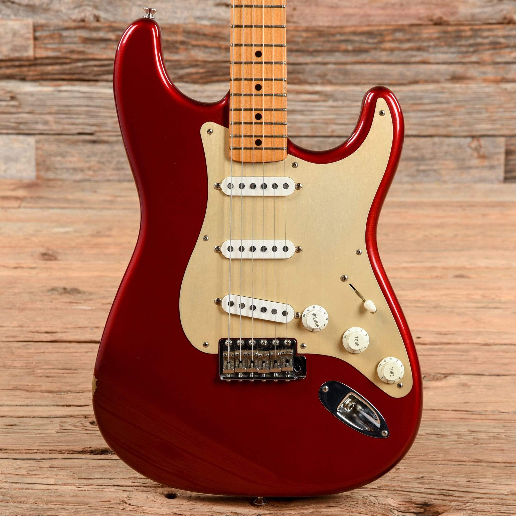 Fender American Vintage '57 Stratocaster Candy Apple Red 1993 Electric Guitars / Solid Body