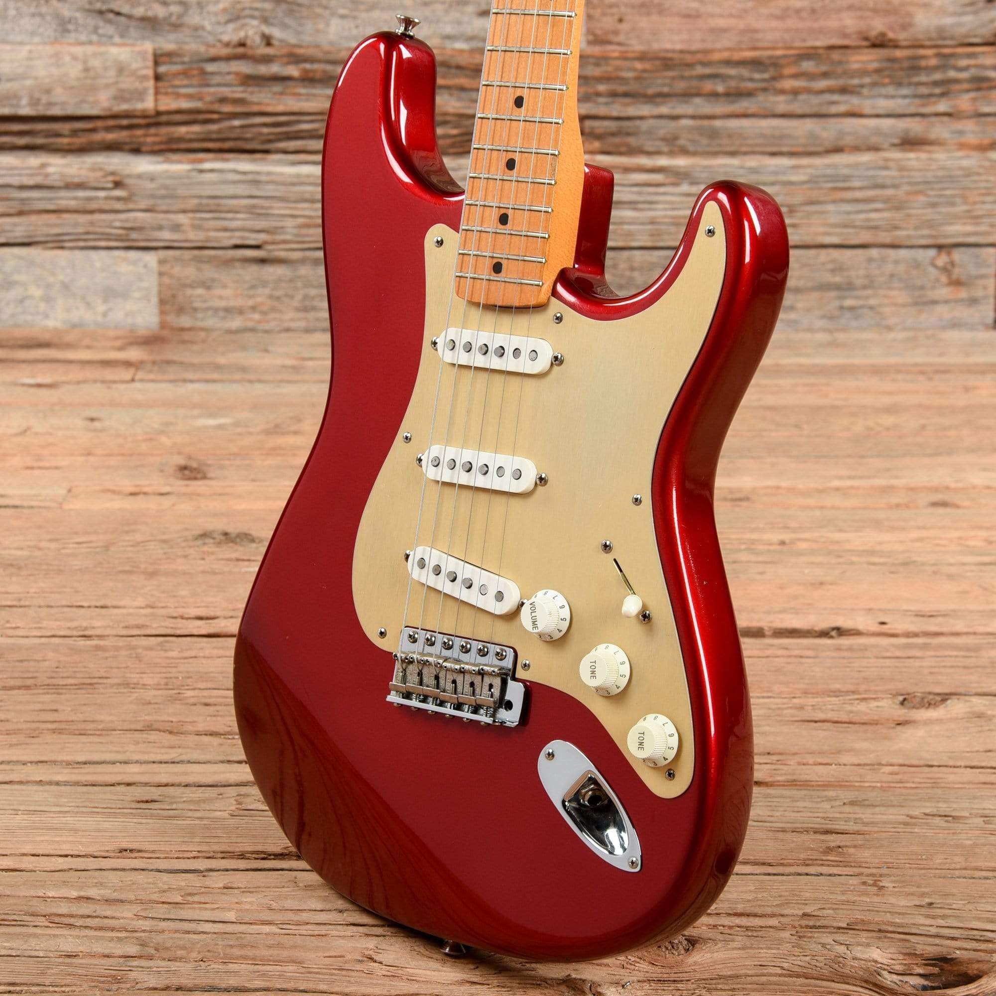 Fender American Vintage '57 Stratocaster Candy Apple Red 1993 Electric Guitars / Solid Body