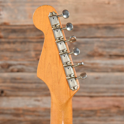 Fender American Vintage '57 Stratocaster Lake Placid Blue 1983 Electric Guitars / Solid Body