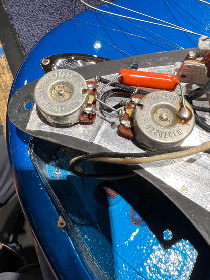 Fender American Vintage '57 Stratocaster Lake Placid Blue 1983 Electric Guitars / Solid Body