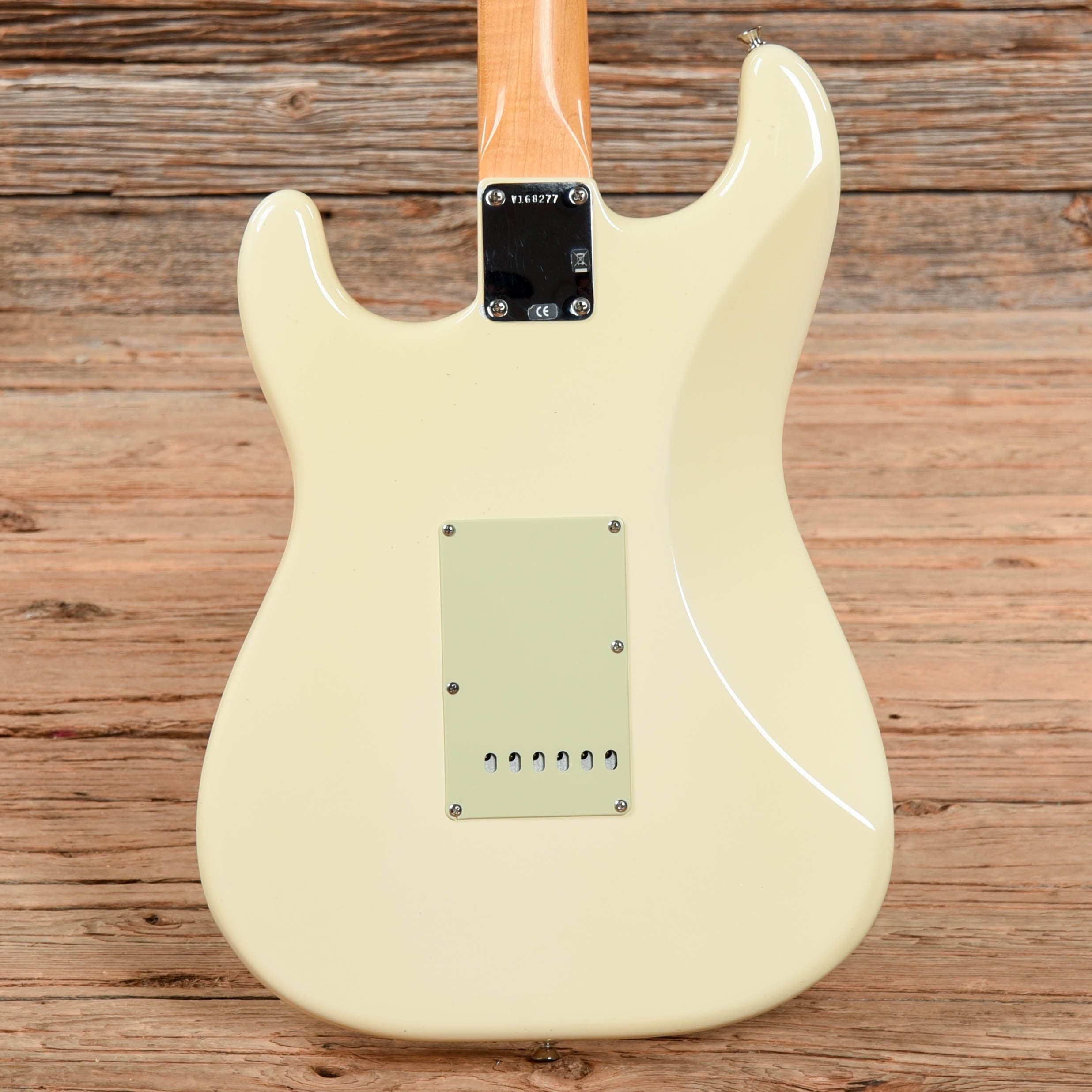 Fender American Vintage '62 Hot Rod Stratocaster Olympic White 2007 Electric Guitars / Solid Body