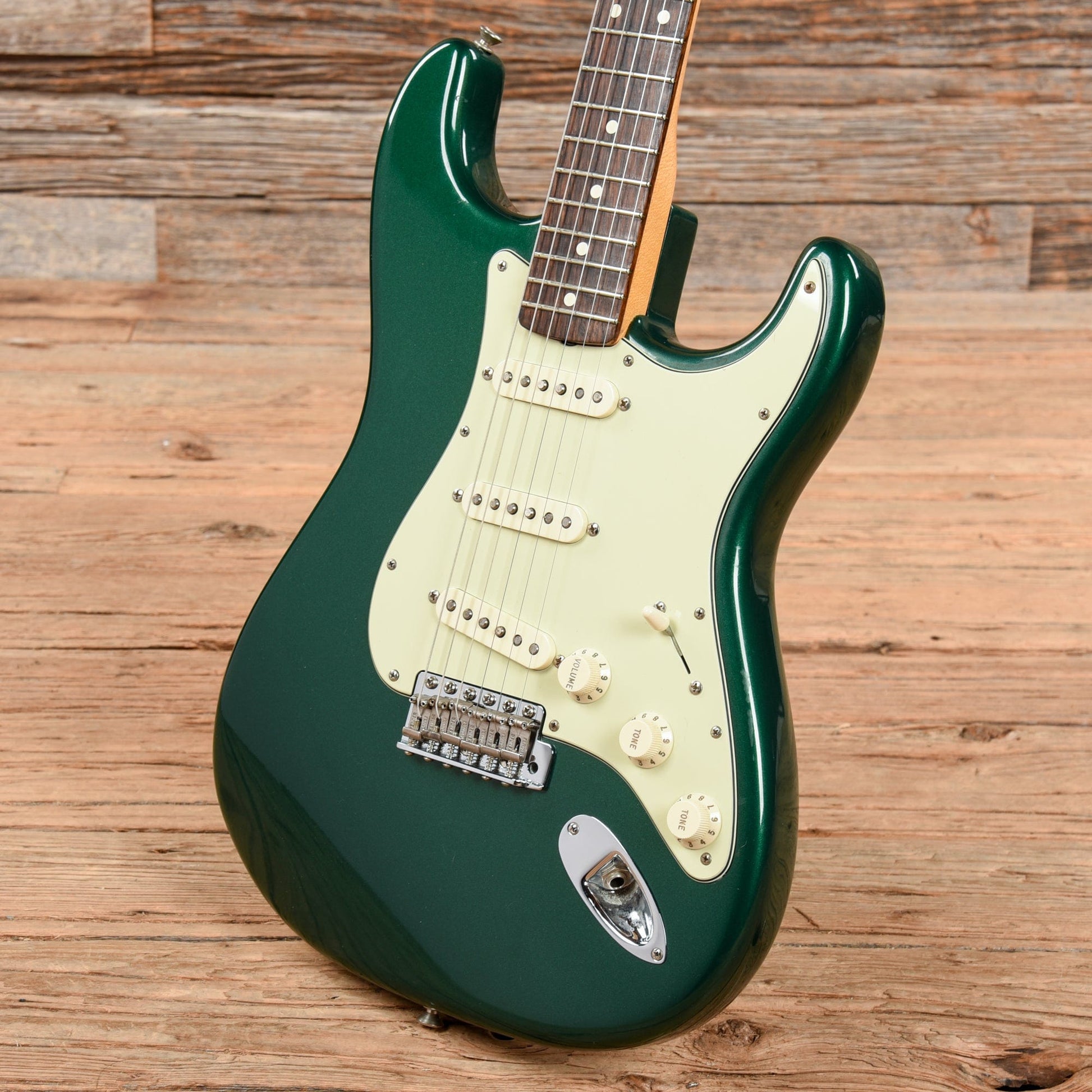 Fender American Vintage '62 Hot Rod Stratocaster Sherwood Green Metallic 2008 Electric Guitars / Solid Body