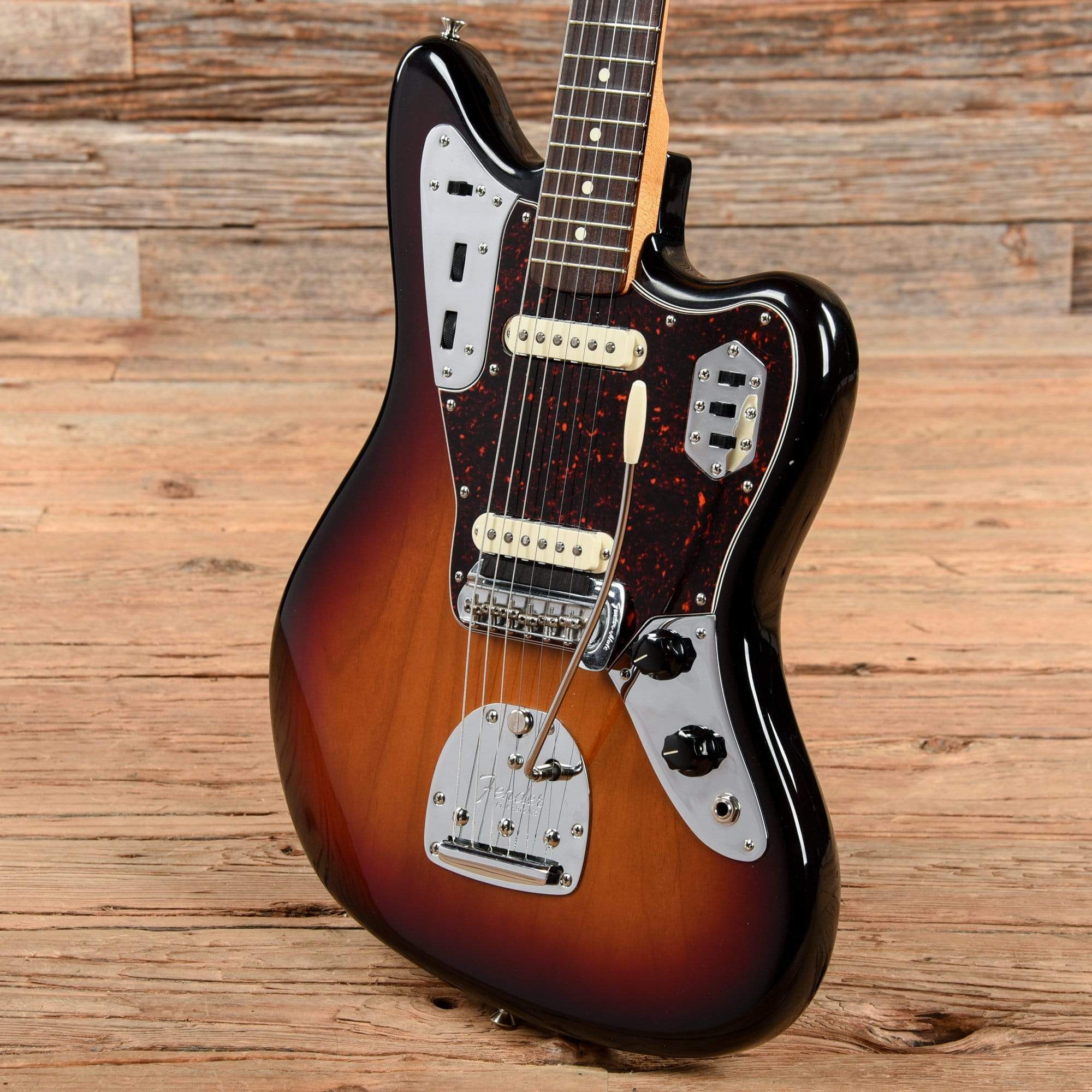 Fender American Vintage '62 Jaguar Sunburst 2002 Electric Guitars / Solid Body