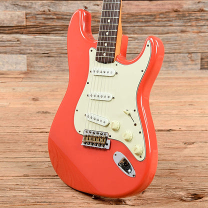 Fender American Vintage '62 Stratocaster Fiesta Red 1996 Electric Guitars / Solid Body