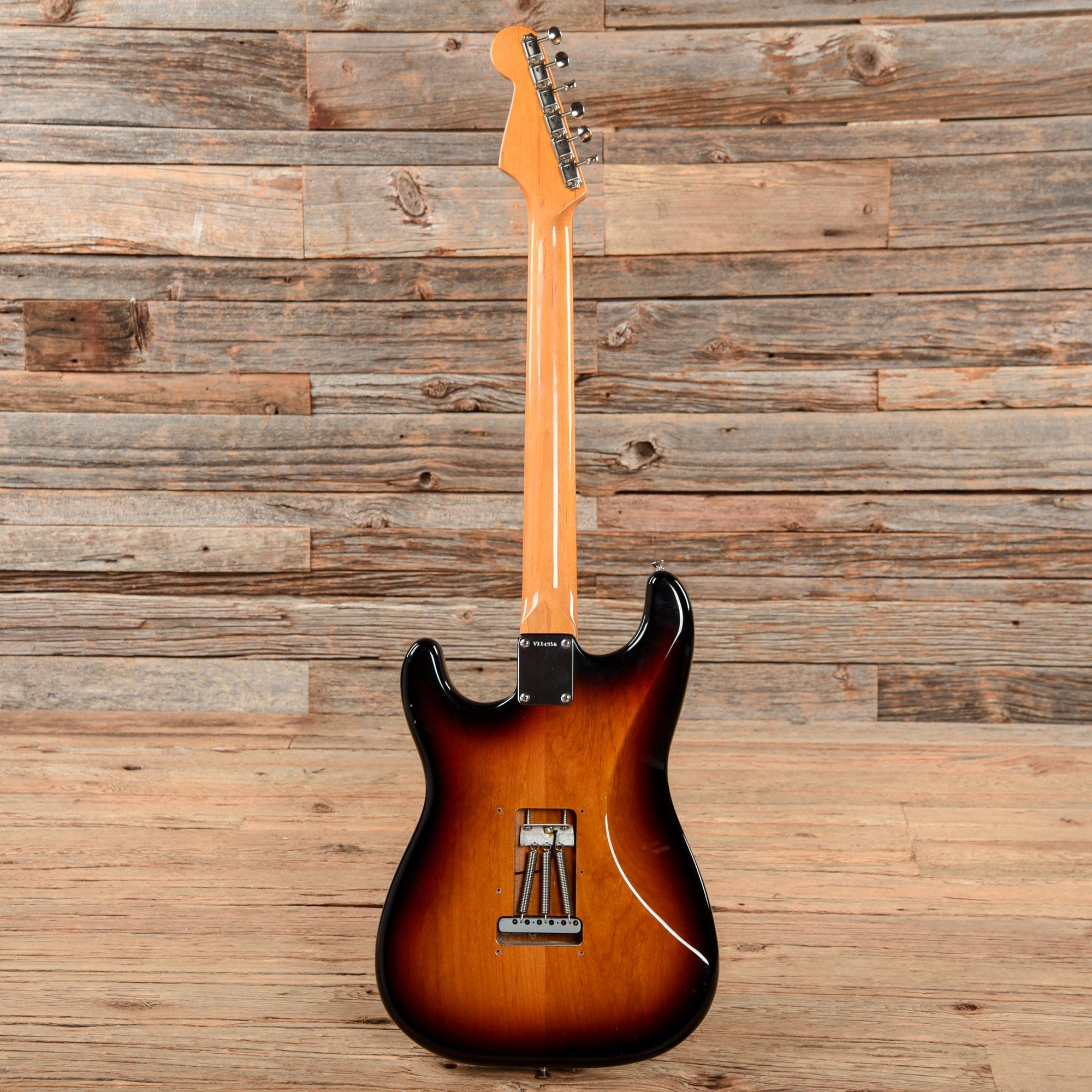 Fender American Vintage '62 Stratocaster Sunburst 1999 Electric Guitars / Solid Body