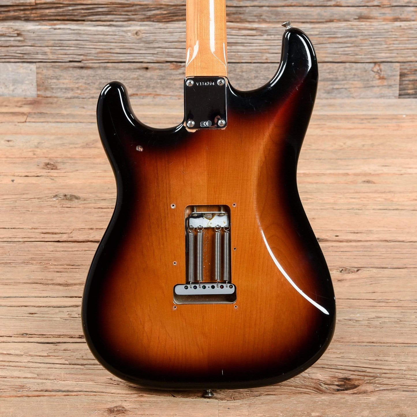 Fender American Vintage '62 Stratocaster Sunburst 2000 Electric Guitars / Solid Body