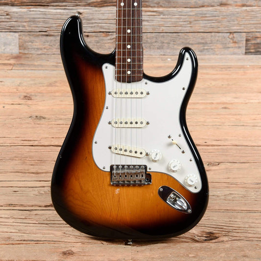 Fender American Vintage '62 Stratocaster Sunburst 2000 Electric Guitars / Solid Body
