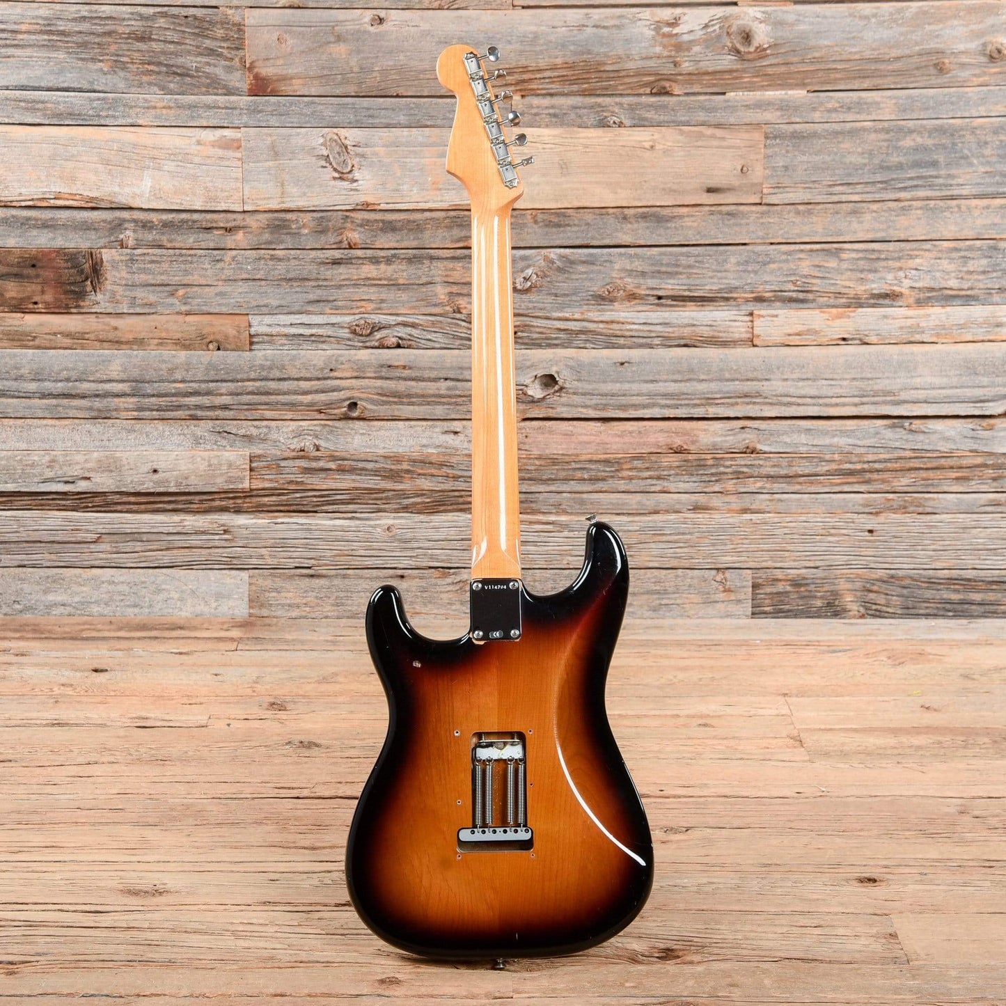 Fender American Vintage '62 Stratocaster Sunburst 2000 Electric Guitars / Solid Body