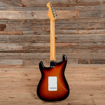 Fender American Vintage '62 Stratocaster Sunburst 2012 Electric Guitars / Solid Body