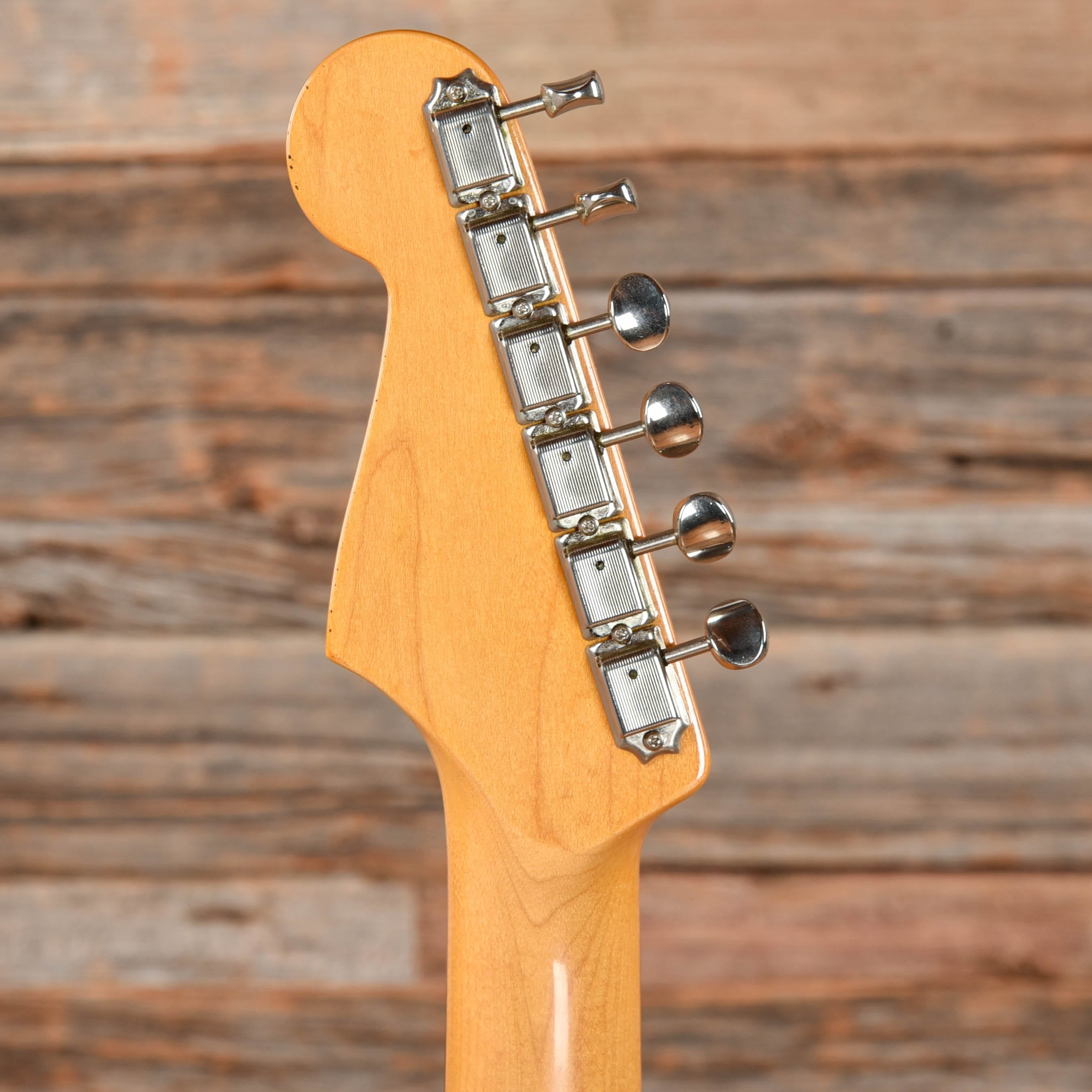 Fender American Vintage '62 Stratocaster Sunburst 2012 Electric Guitars / Solid Body