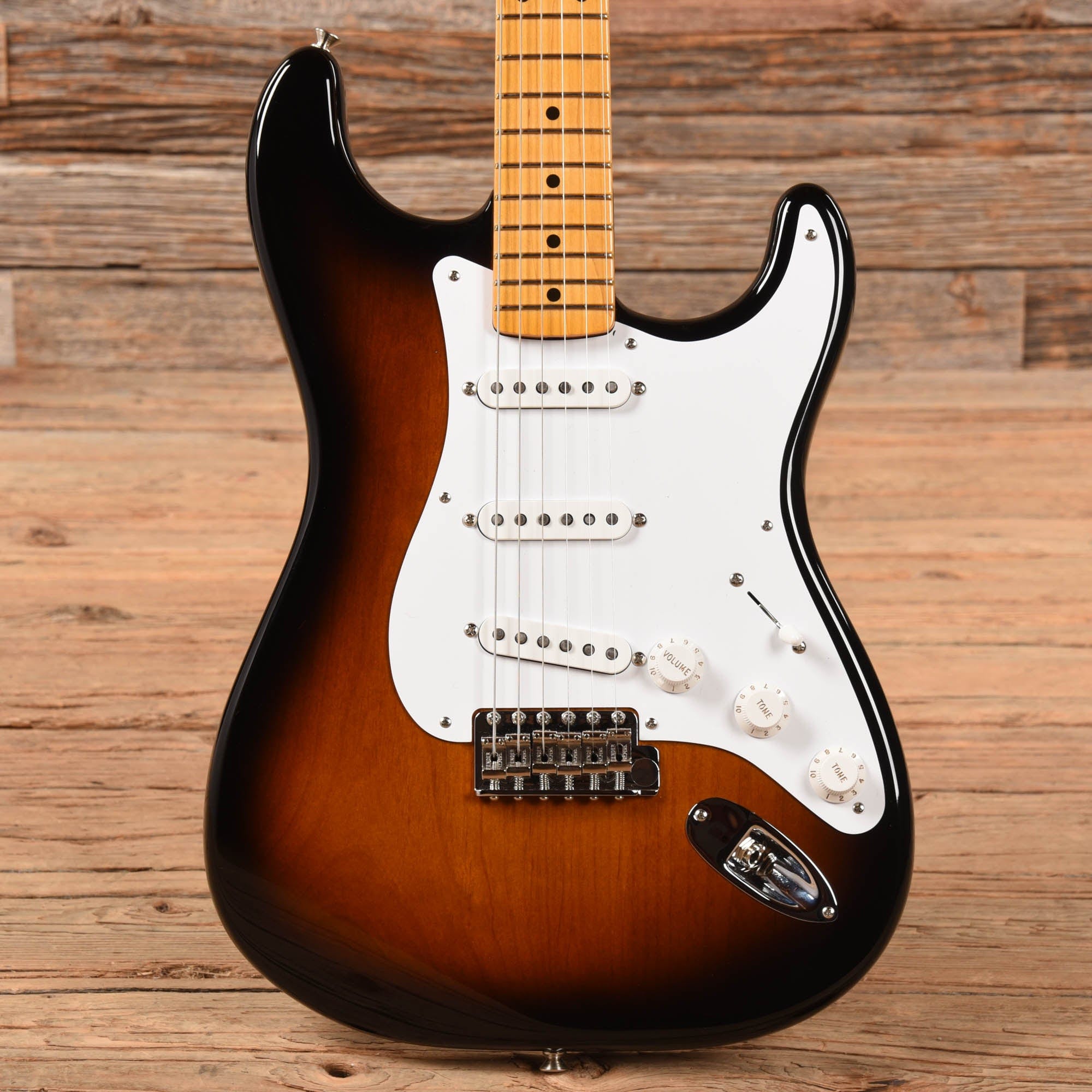 Fender American Vintage II 57 Stratocaster Two-color sunburst 2022 Electric Guitars / Solid Body