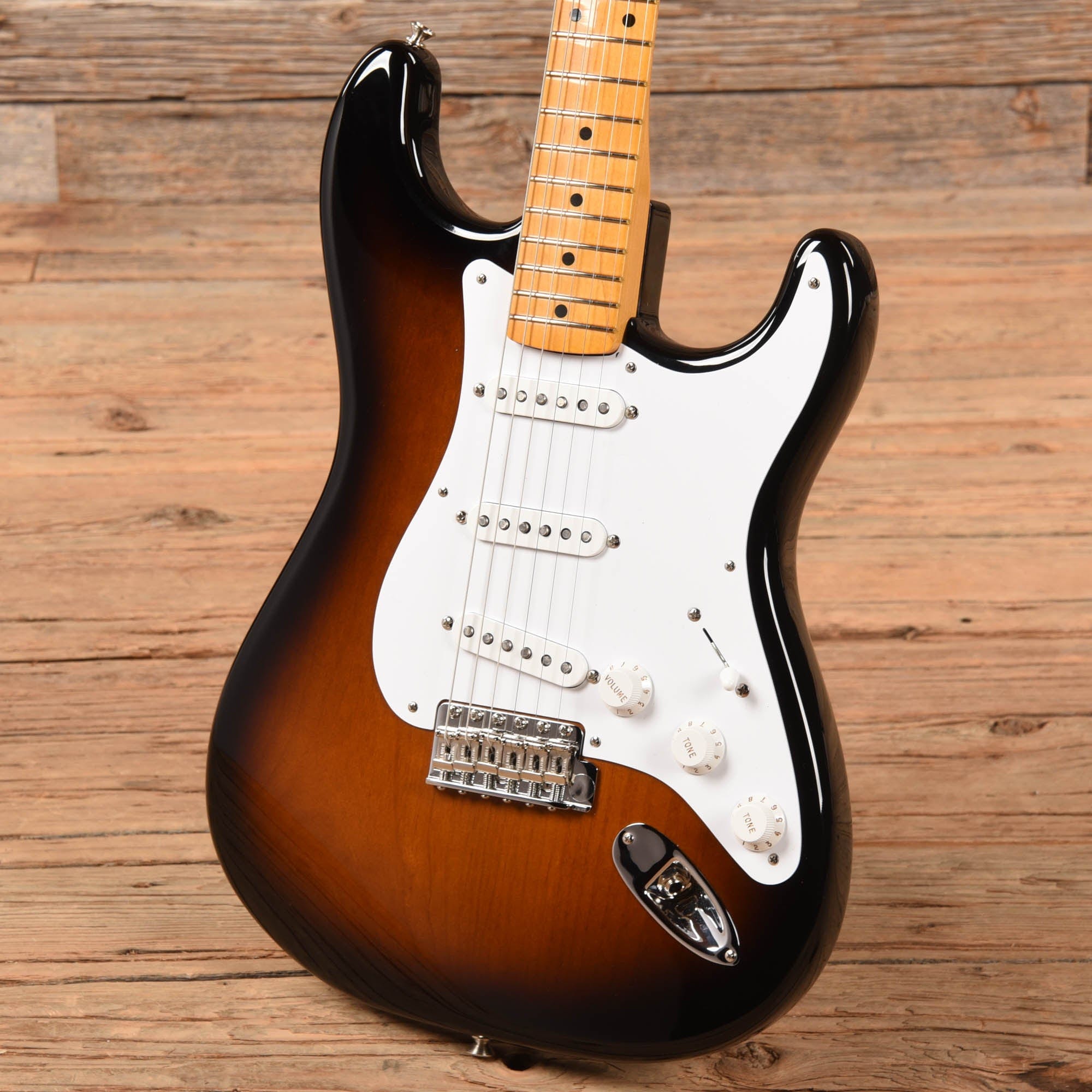 Fender American Vintage II 57 Stratocaster Two-color sunburst 2022 Electric Guitars / Solid Body