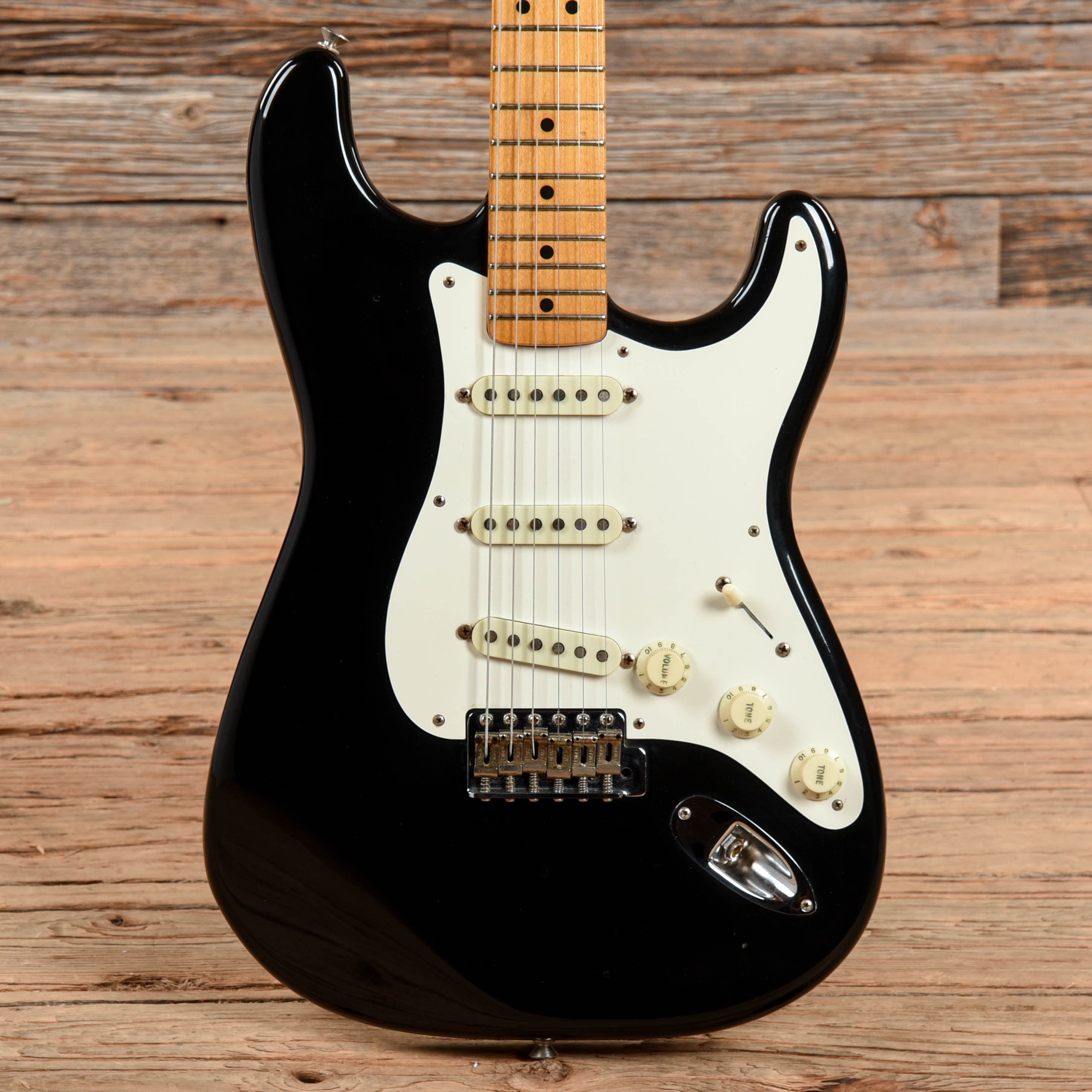 Fender American Vintage Reissue 57 Stratocaster Black 1986 Electric Guitars / Solid Body