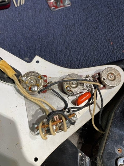 Fender American Vintage Reissue 57 Stratocaster Black 1986 Electric Guitars / Solid Body