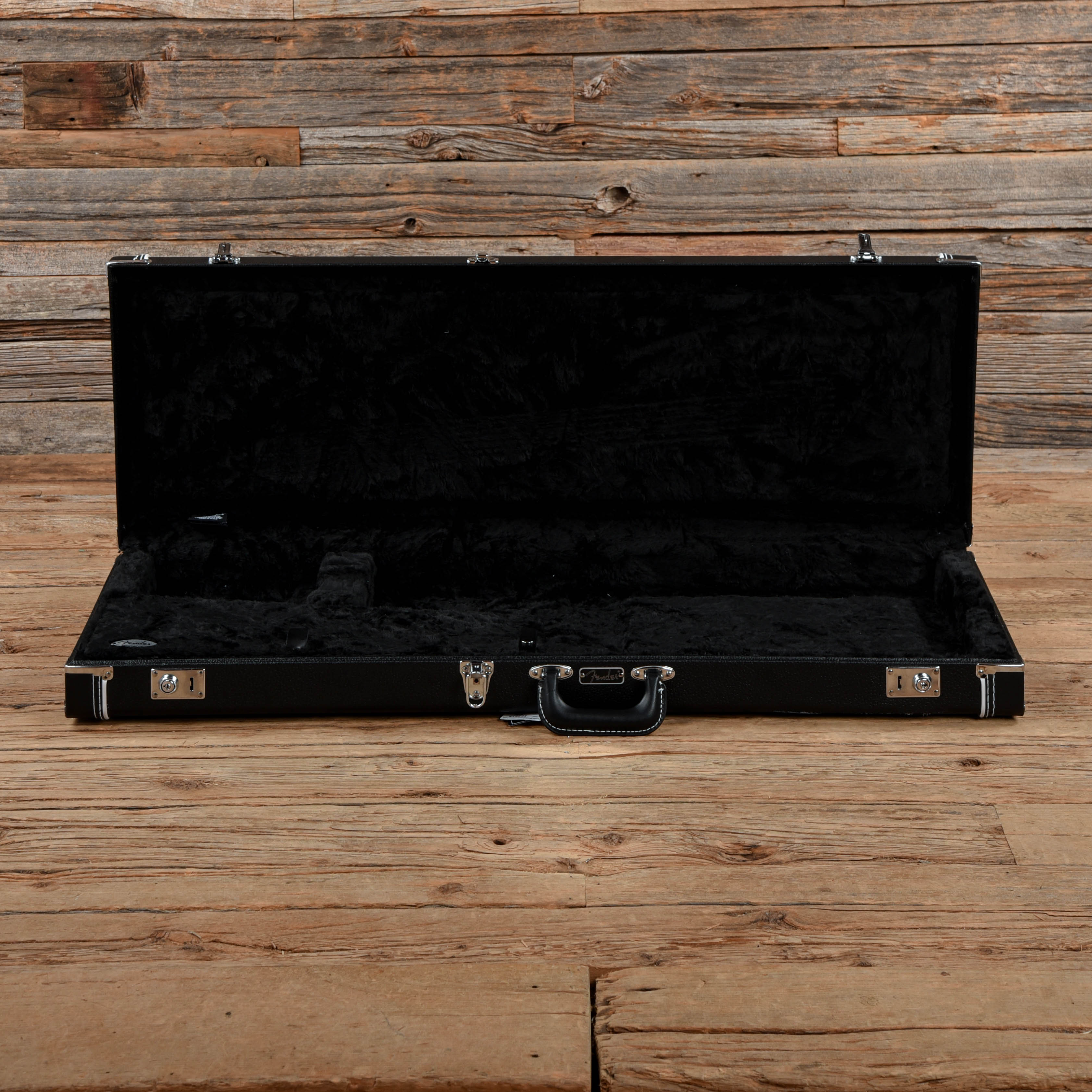 Fender Artist Chrissie Hynde Signature Telecaster Ice Blue Metallic Electric Guitars / Solid Body