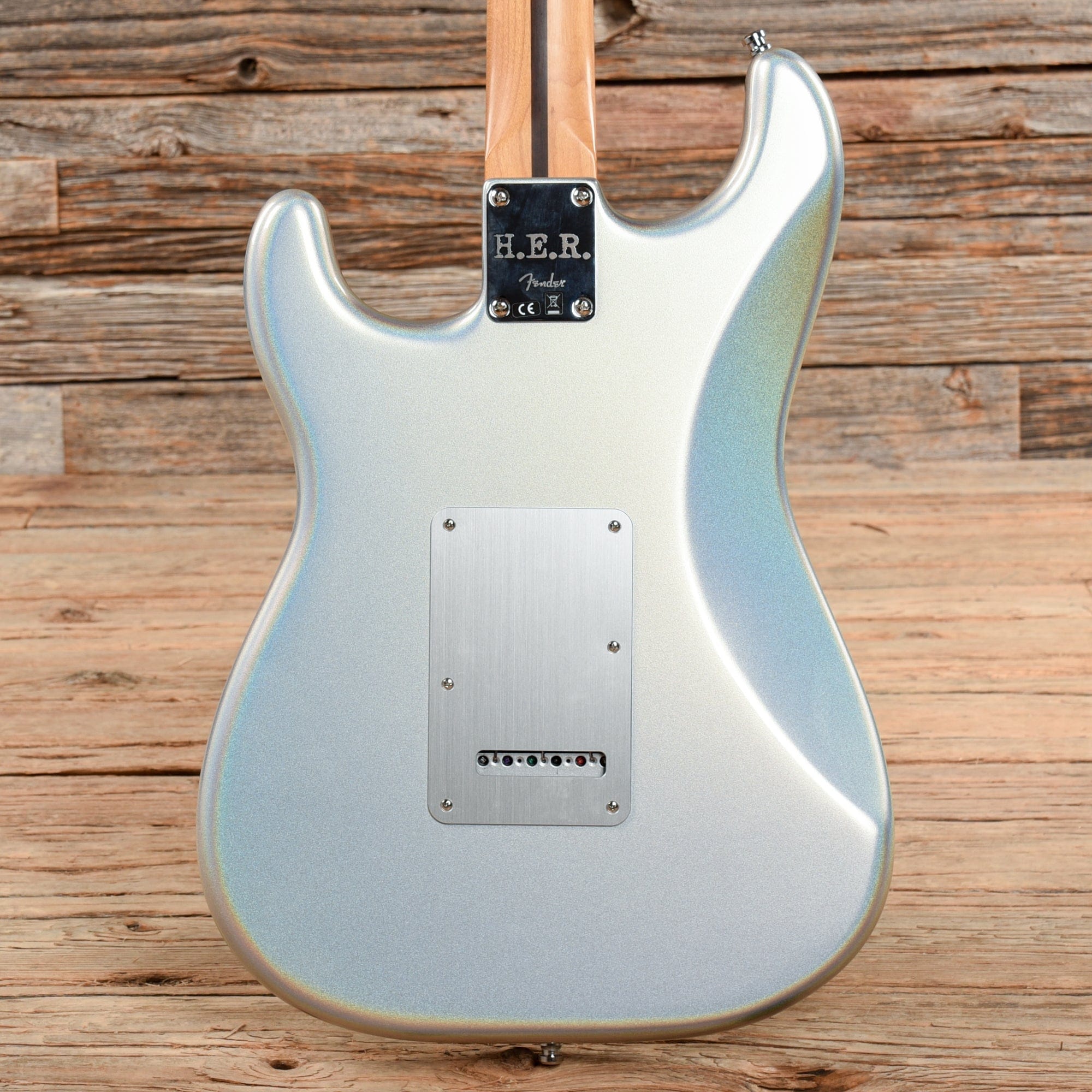 Fender Artist H.E.R. Stratocaster Chrome Glow 2020 Electric Guitars / Solid Body