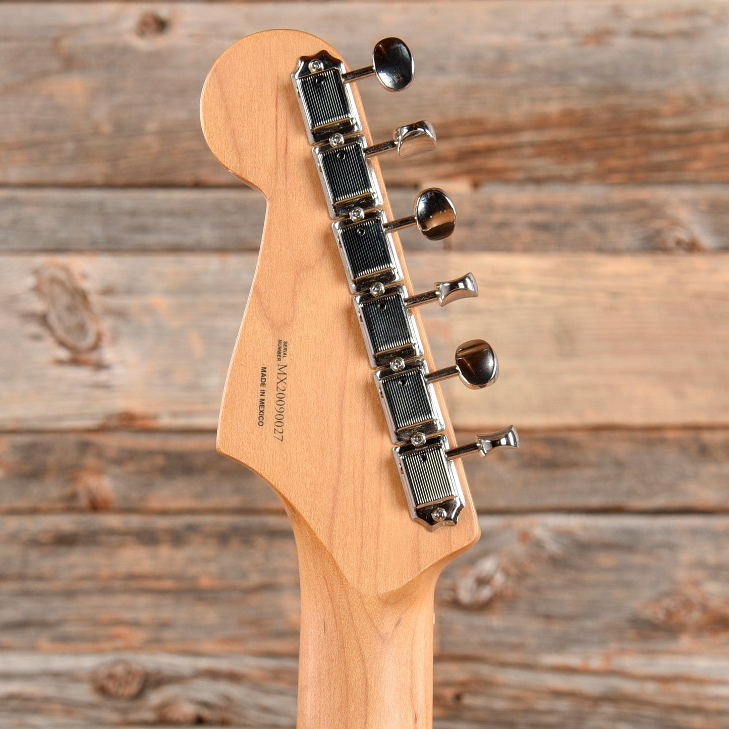 Fender Artist H.E.R. Stratocaster Chrome Glow 2020 Electric Guitars / Solid Body