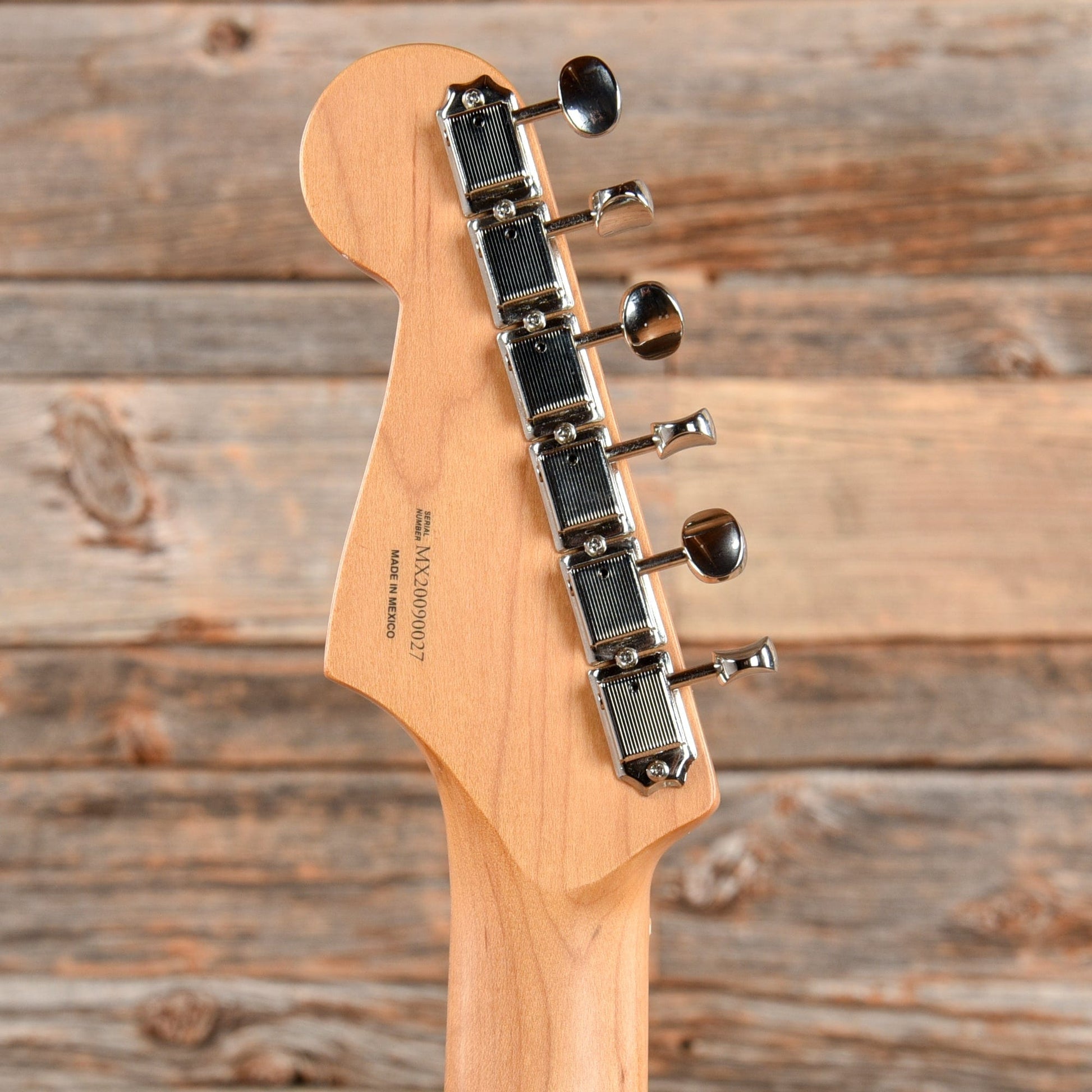 Fender Artist H.E.R. Stratocaster Chrome Glow 2020 Electric Guitars / Solid Body