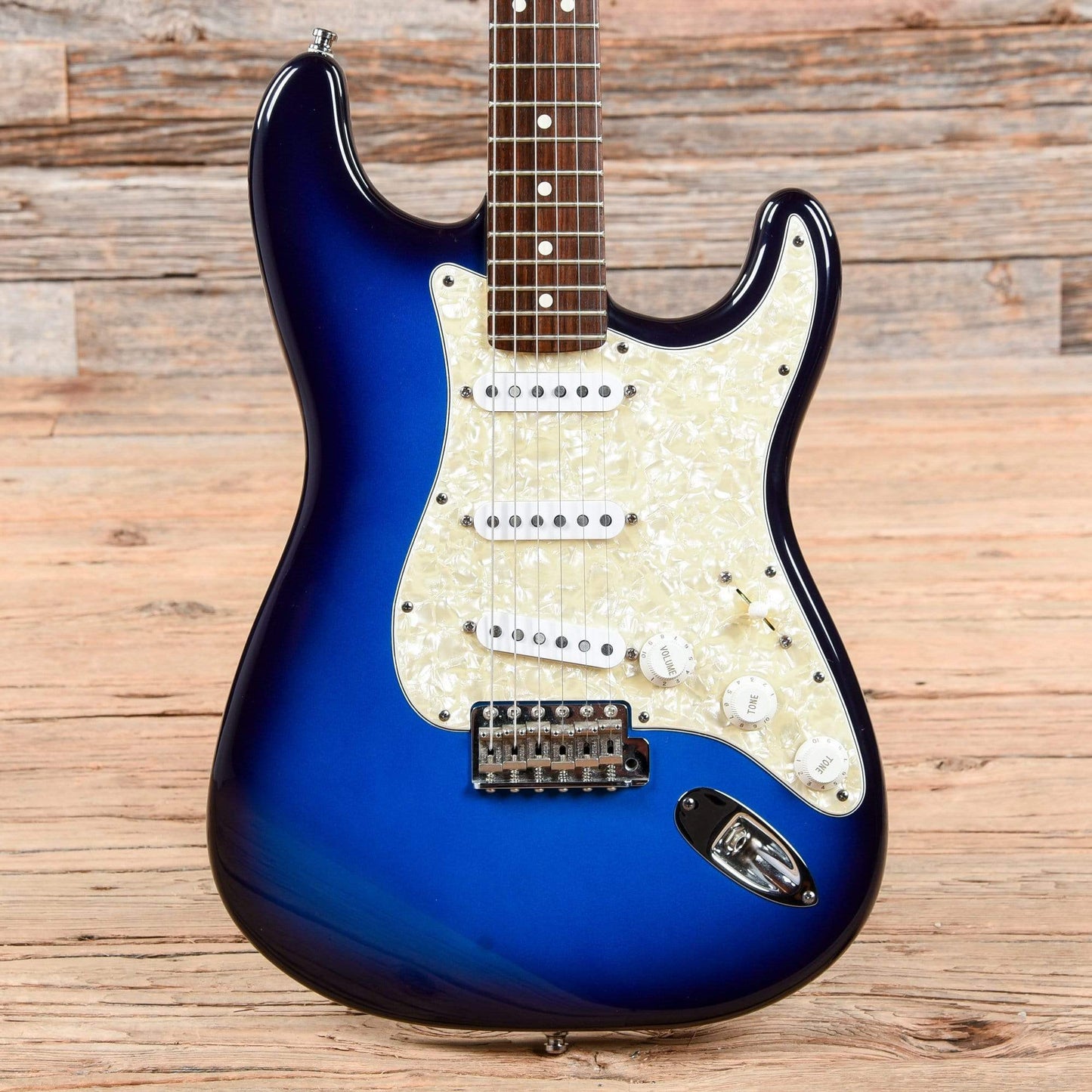 Fender Artist Series Bonnie Raitt Stratocaster Desert Sunset 1995 Electric Guitars / Solid Body