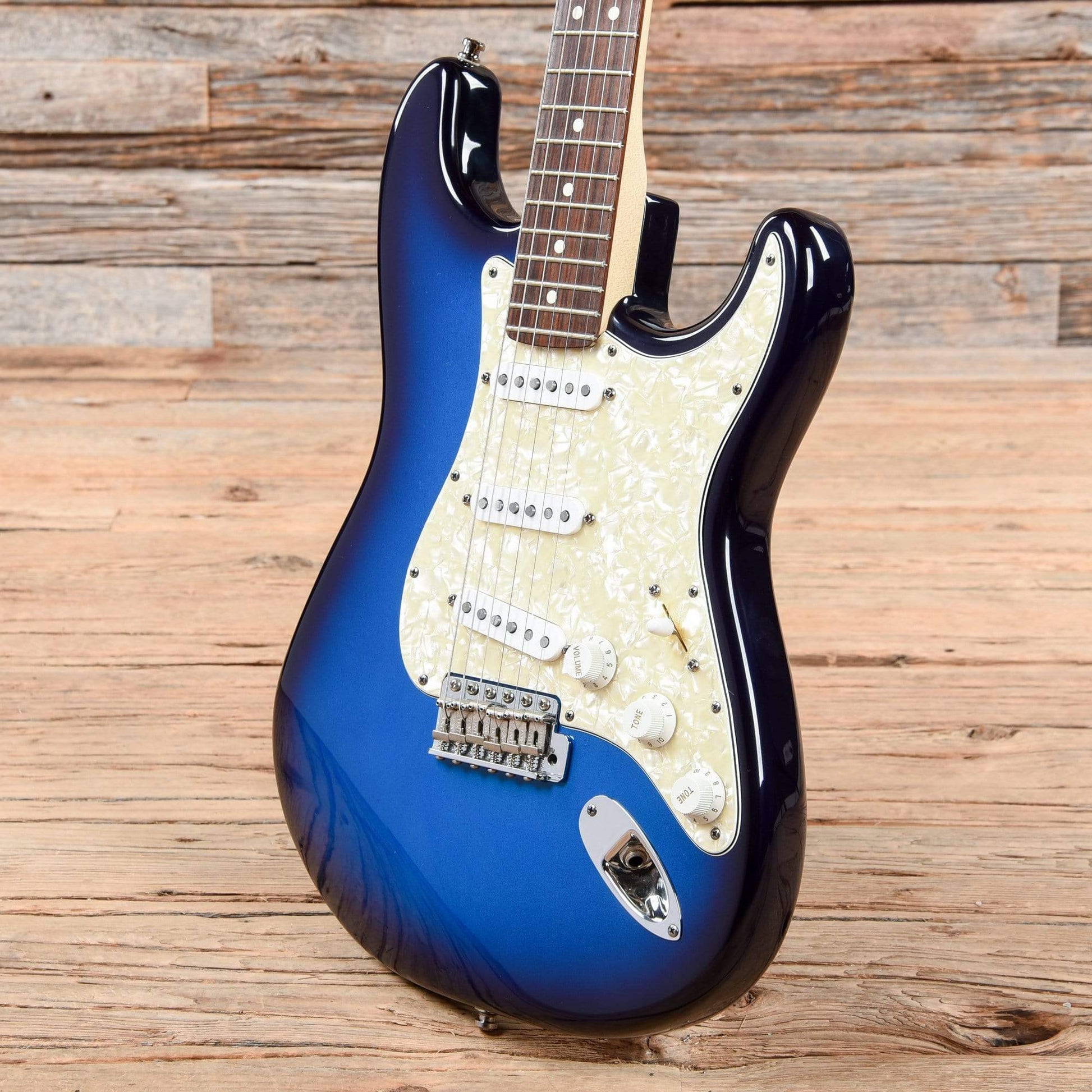 Fender Artist Series Bonnie Raitt Stratocaster Desert Sunset 1995 Electric Guitars / Solid Body
