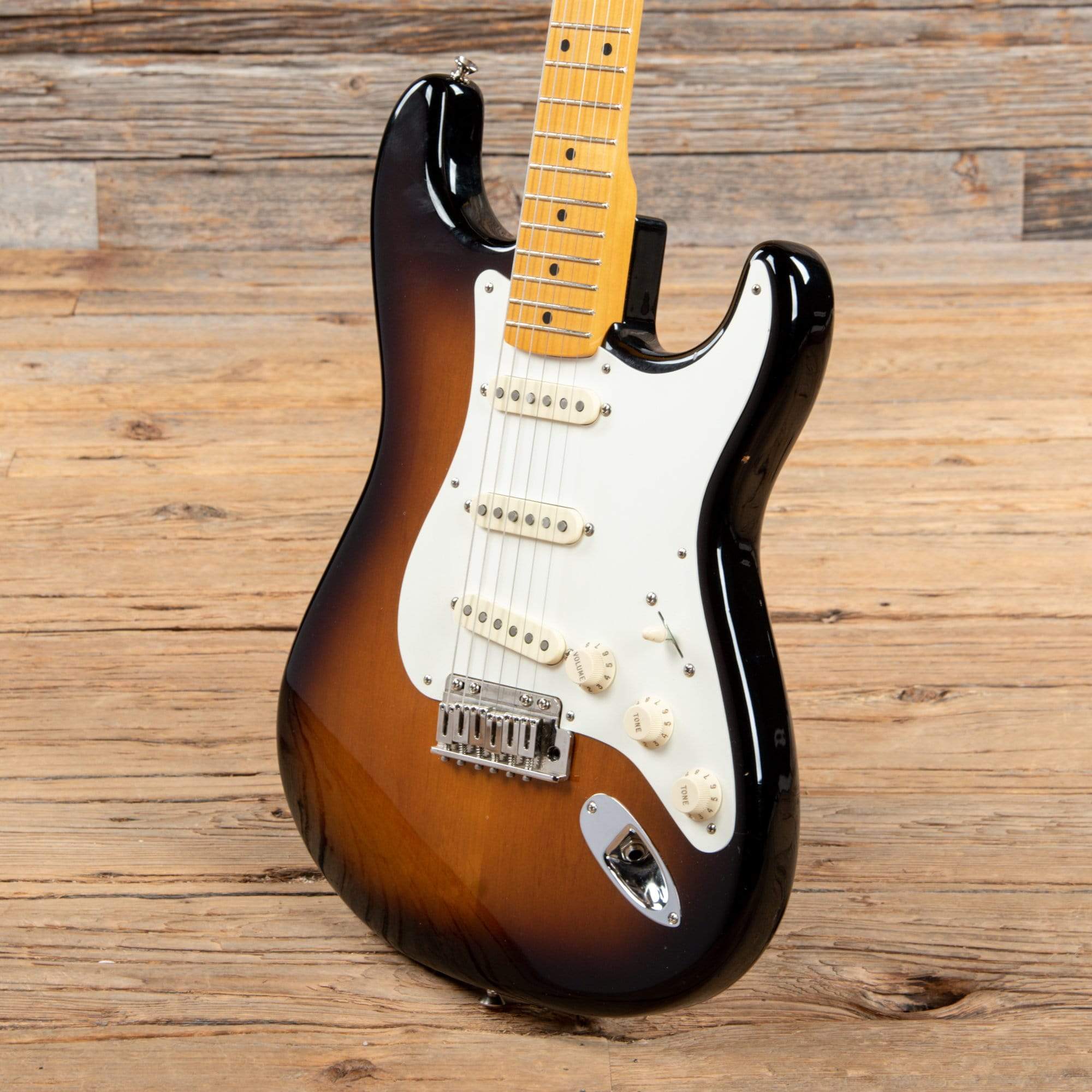 Fender Artist Series Eric Johnson Stratocaster Sunburst 2014 Electric Guitars / Solid Body