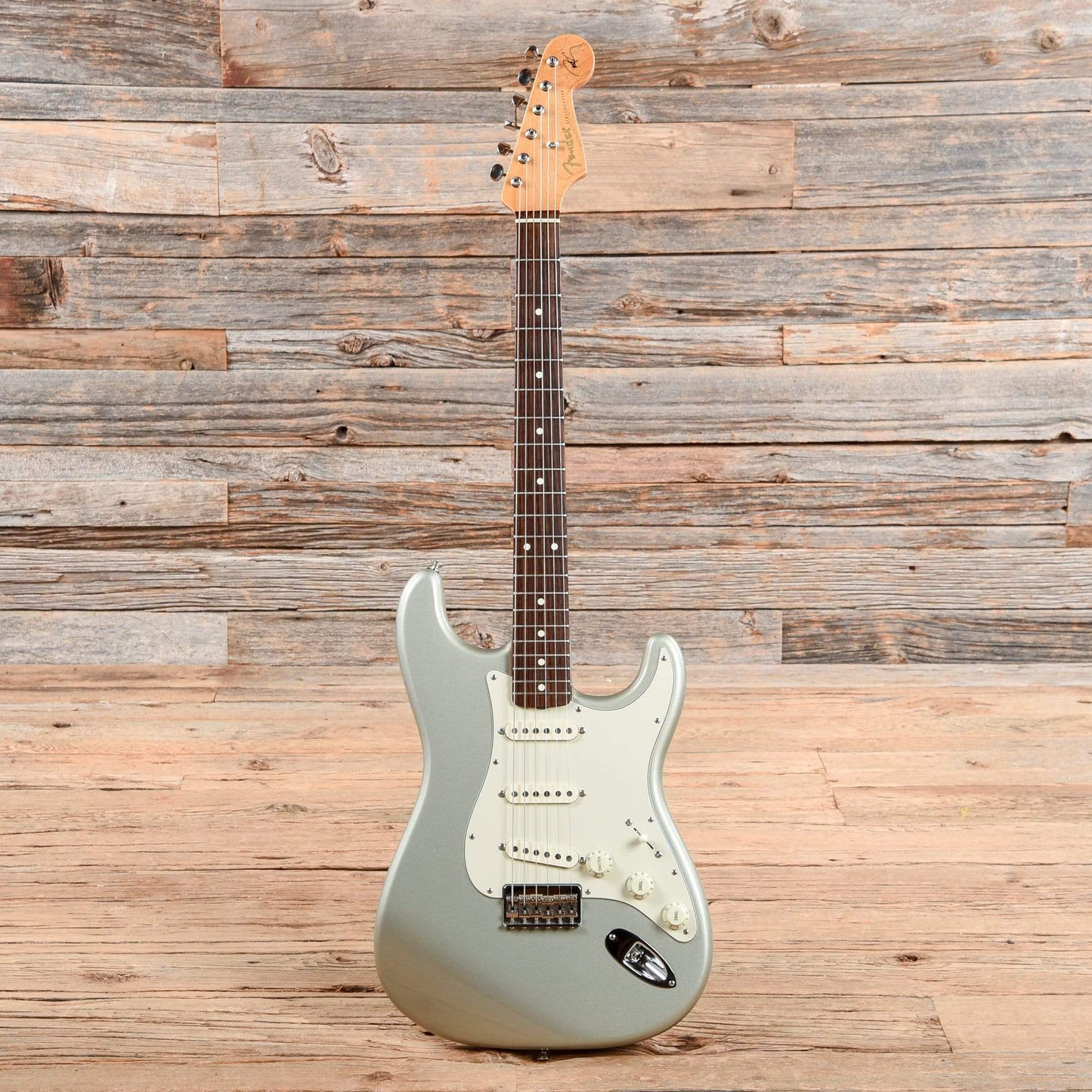 Fender Artist Series Robert Cray Stratocaster Inca Silver 2003 Electric Guitars / Solid Body