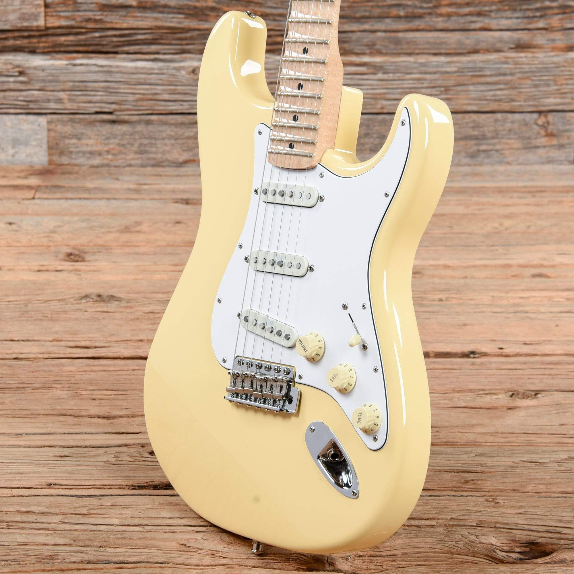 Fender Artist Yngwie Malmsteen Signature Stratocaster Olympic White 2019 Electric Guitars / Solid Body