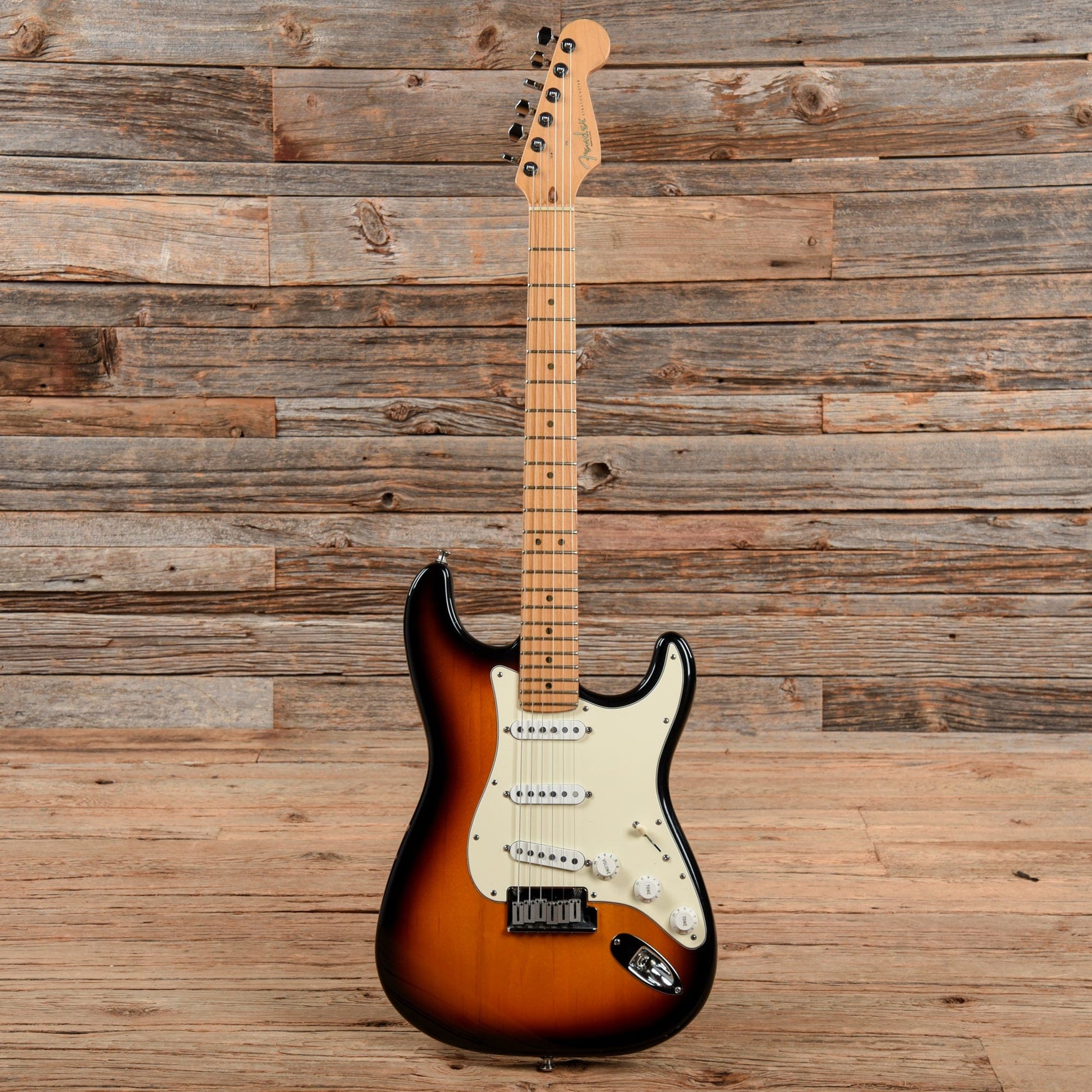 Fender Big Apple Stratocaster Sunburst 1997 Electric Guitars / Solid Body
