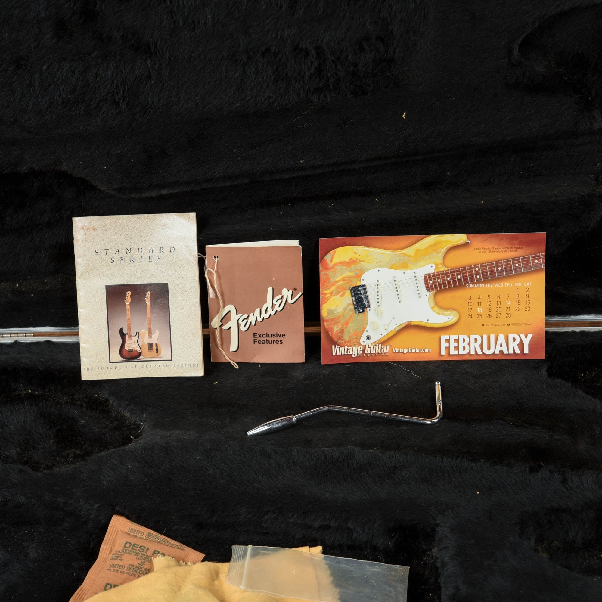 Fender Bowling Ball Stratocaster Gold 1983 Electric Guitars / Solid Body