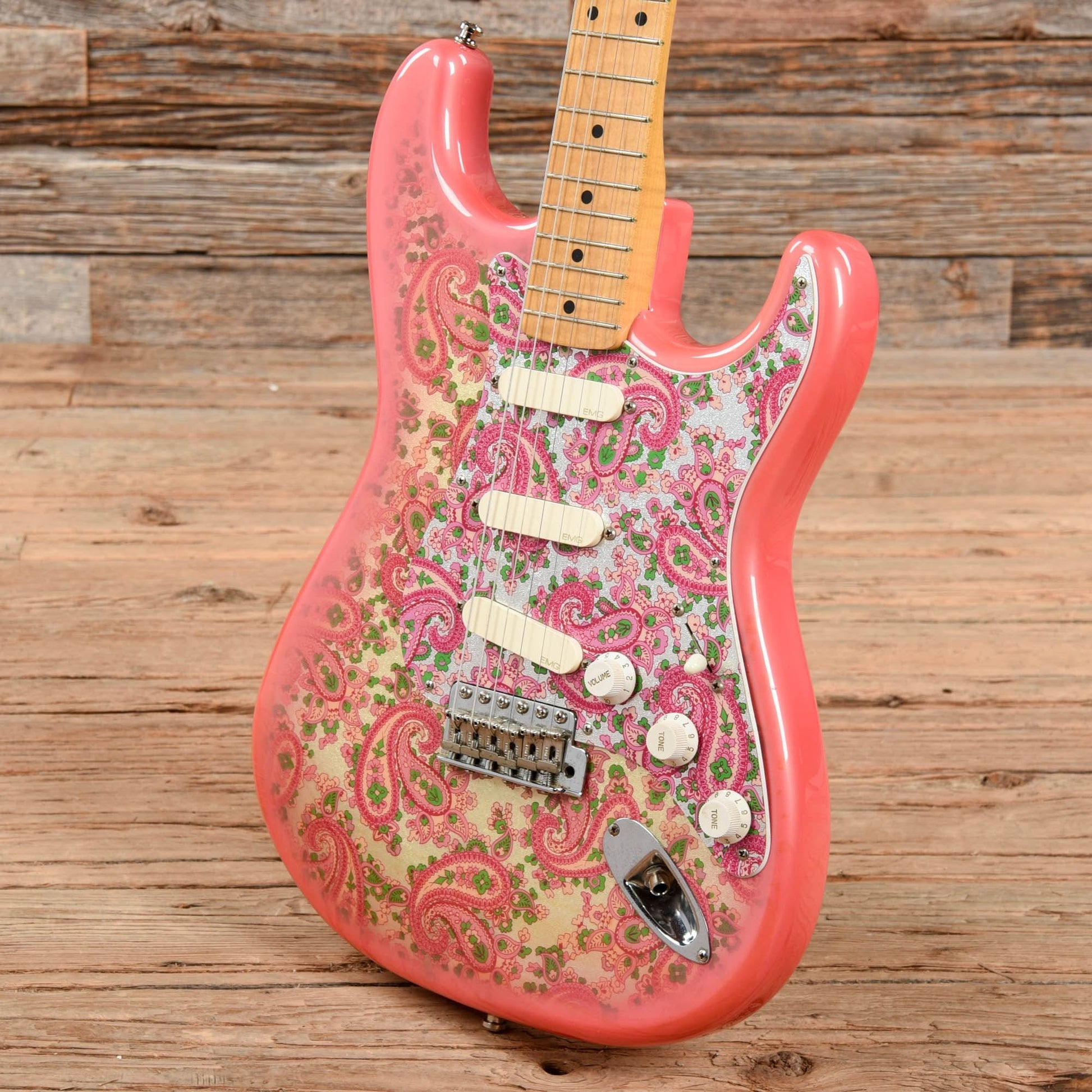 Fender CIJ Stratocaster Pink Paisley Electric Guitars / Solid Body