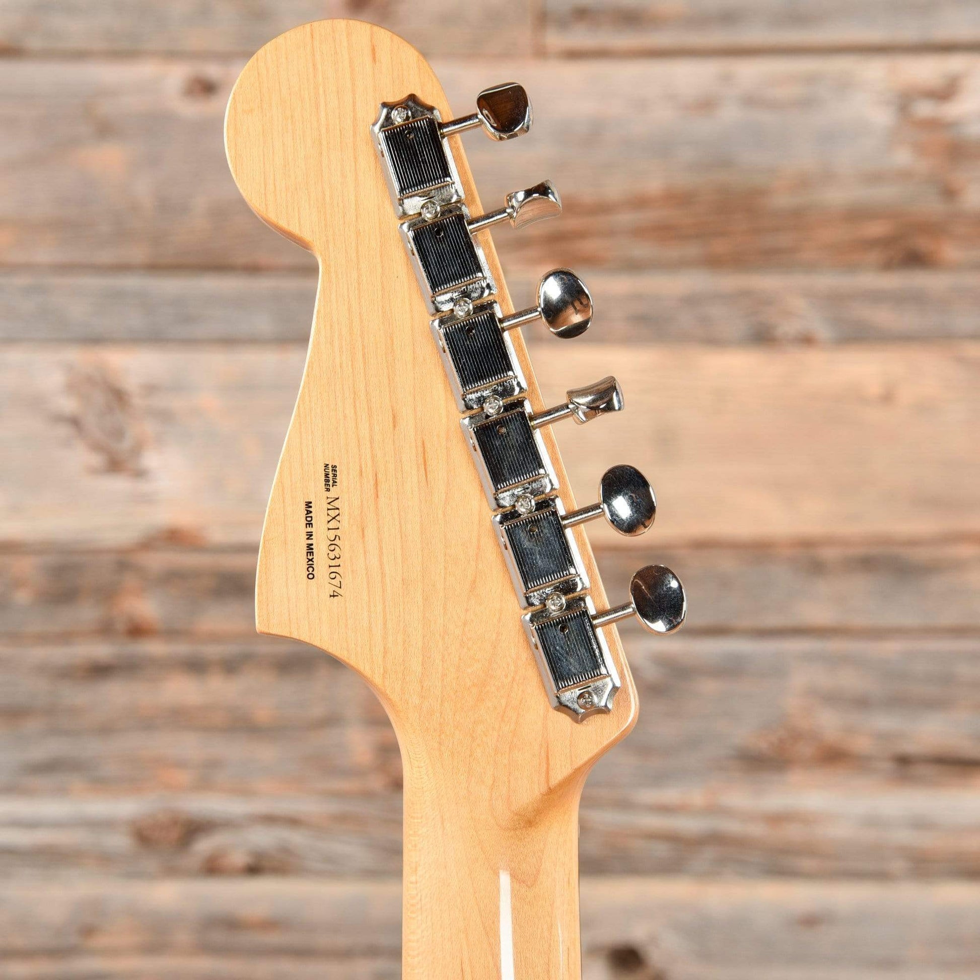 Fender Classic Player Jazzmaster Special Sunburst 2015 Electric Guitars / Solid Body