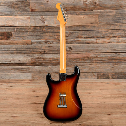 Fender Classic Series '60s Stratocaster Lacquer 3-Color Sunburst 2013 Electric Guitars / Solid Body