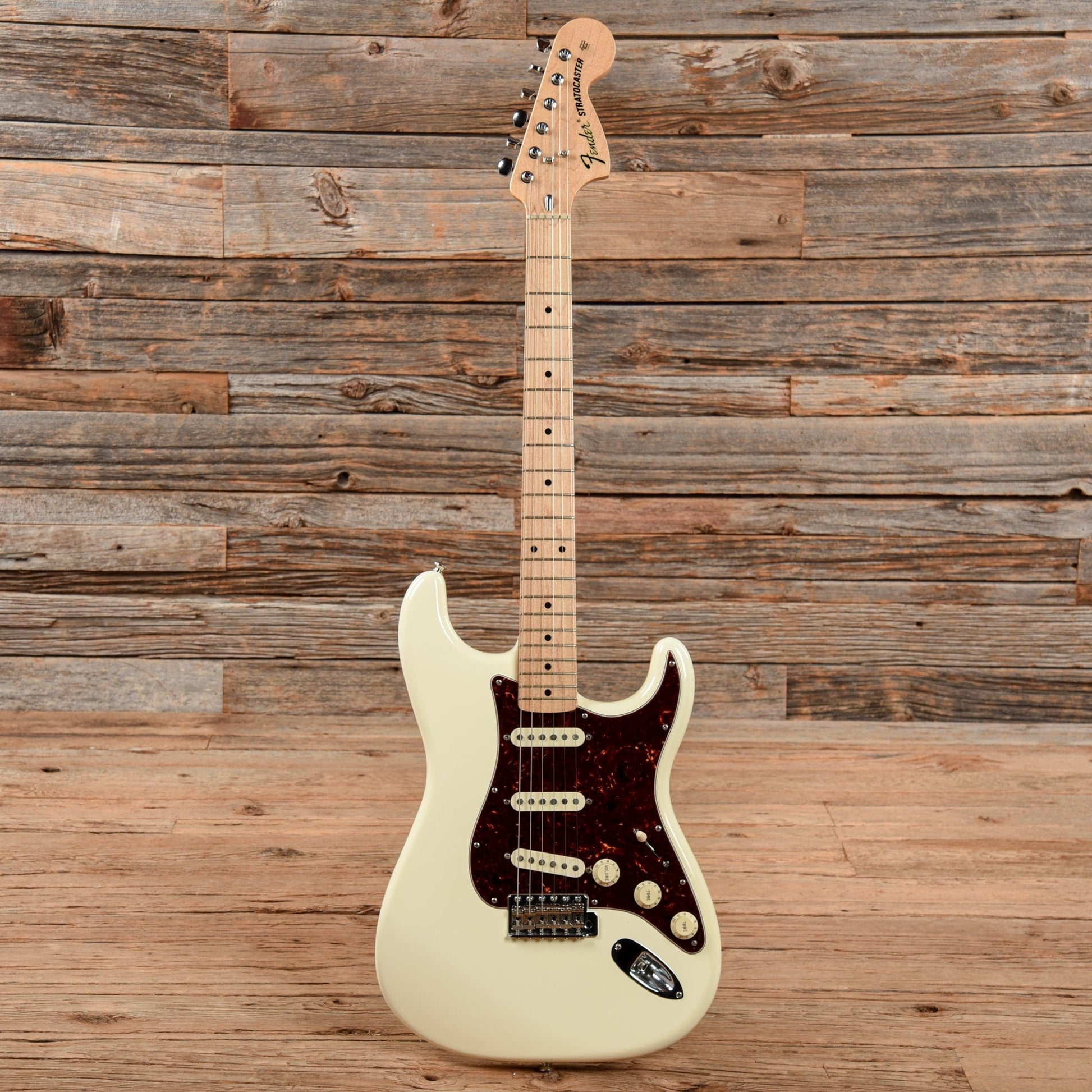 Fender Classic Series '70s Stratocaster Olympic White 2010 Electric Guitars / Solid Body