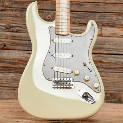 Fender Classic Series '70s Stratocaster Olympic White 2010 Electric Guitars / Solid Body