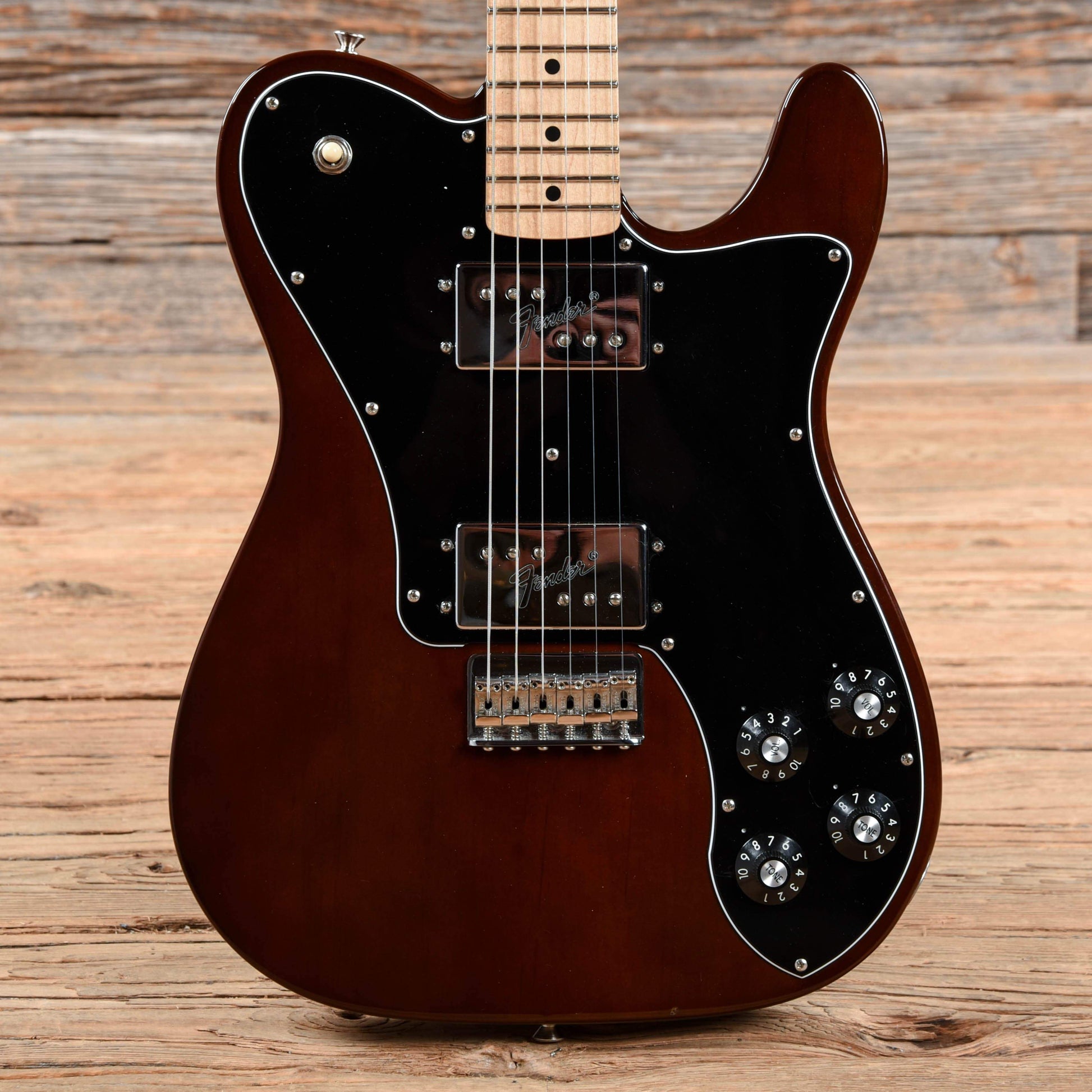 Fender Classic Series '72 Telecaster Deluxe Walnut 2016 Electric Guitars / Solid Body