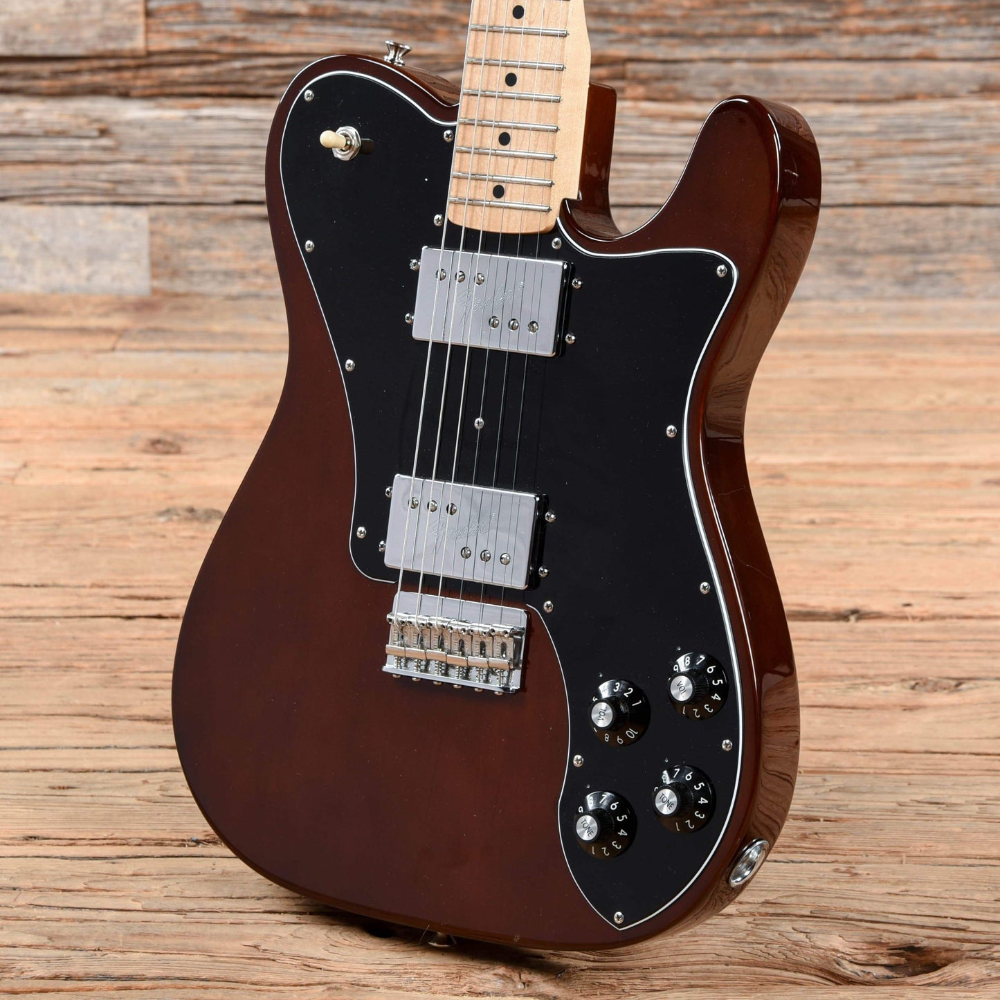 Fender Classic Series '72 Telecaster Deluxe Walnut 2016 Electric Guitars / Solid Body
