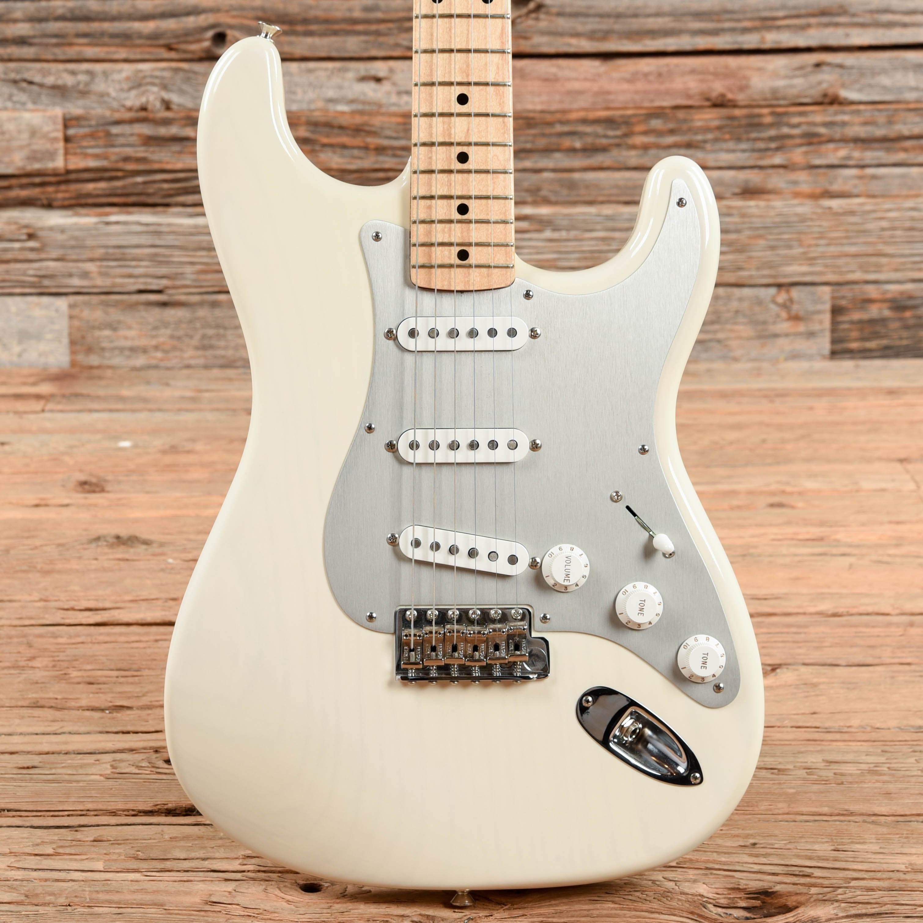 Fender Custom Shop 1956 Stratocaster NOS White Blonde 2007 Electric Guitars / Solid Body