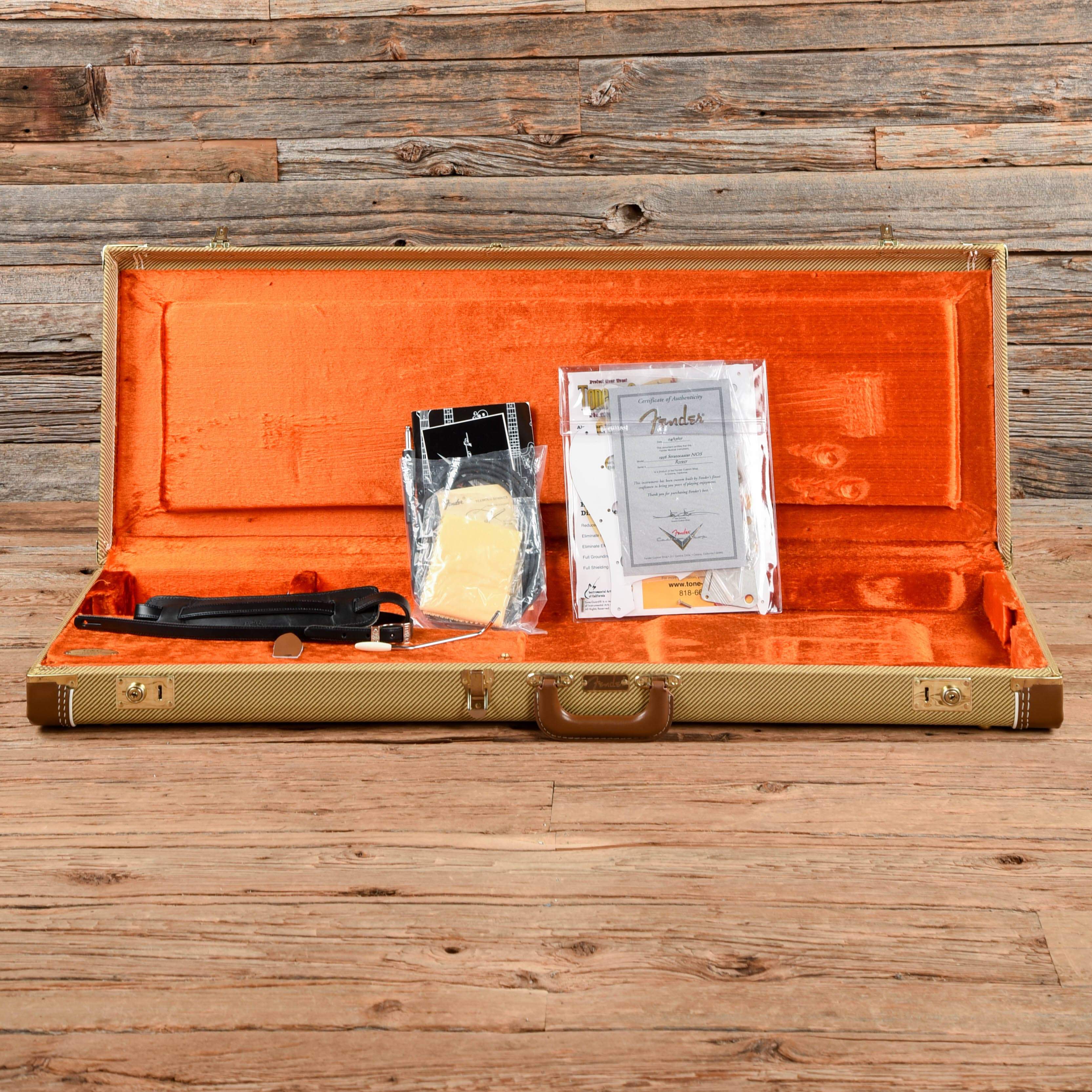 Fender Custom Shop 1956 Stratocaster NOS White Blonde 2007 Electric Guitars / Solid Body