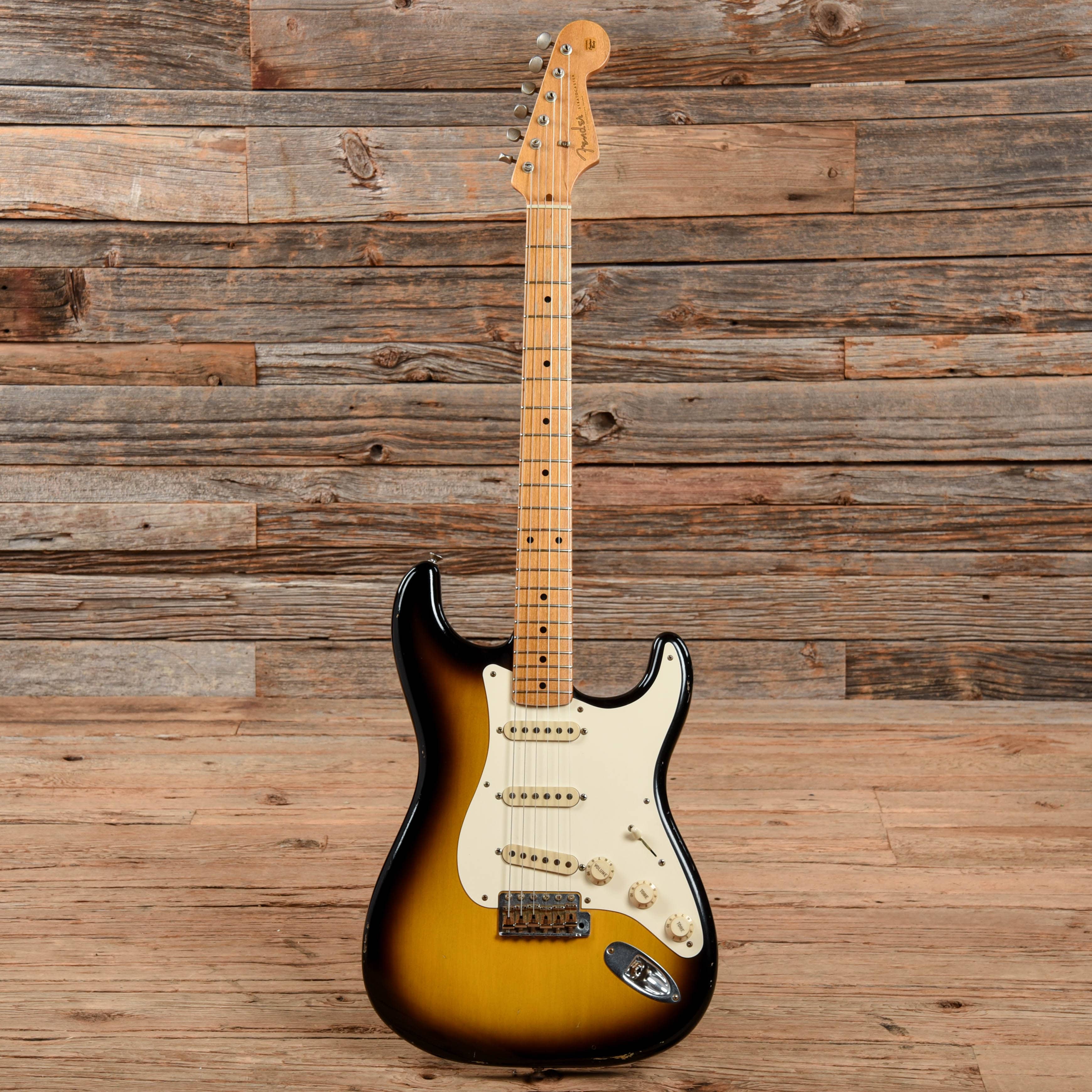 Fender Custom Shop 1956 Stratocaster Reissue Relic 2-Color Sunburst 2006 Electric Guitars / Solid Body
