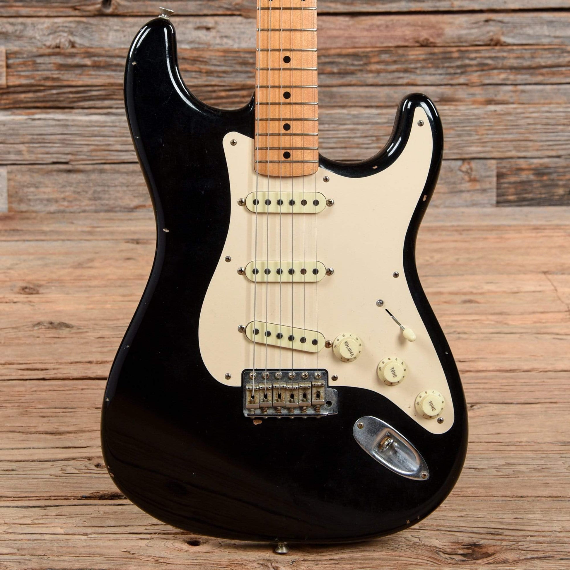 Fender Custom Shop 1956 Stratocaster Relic Black 2003 Electric Guitars / Solid Body