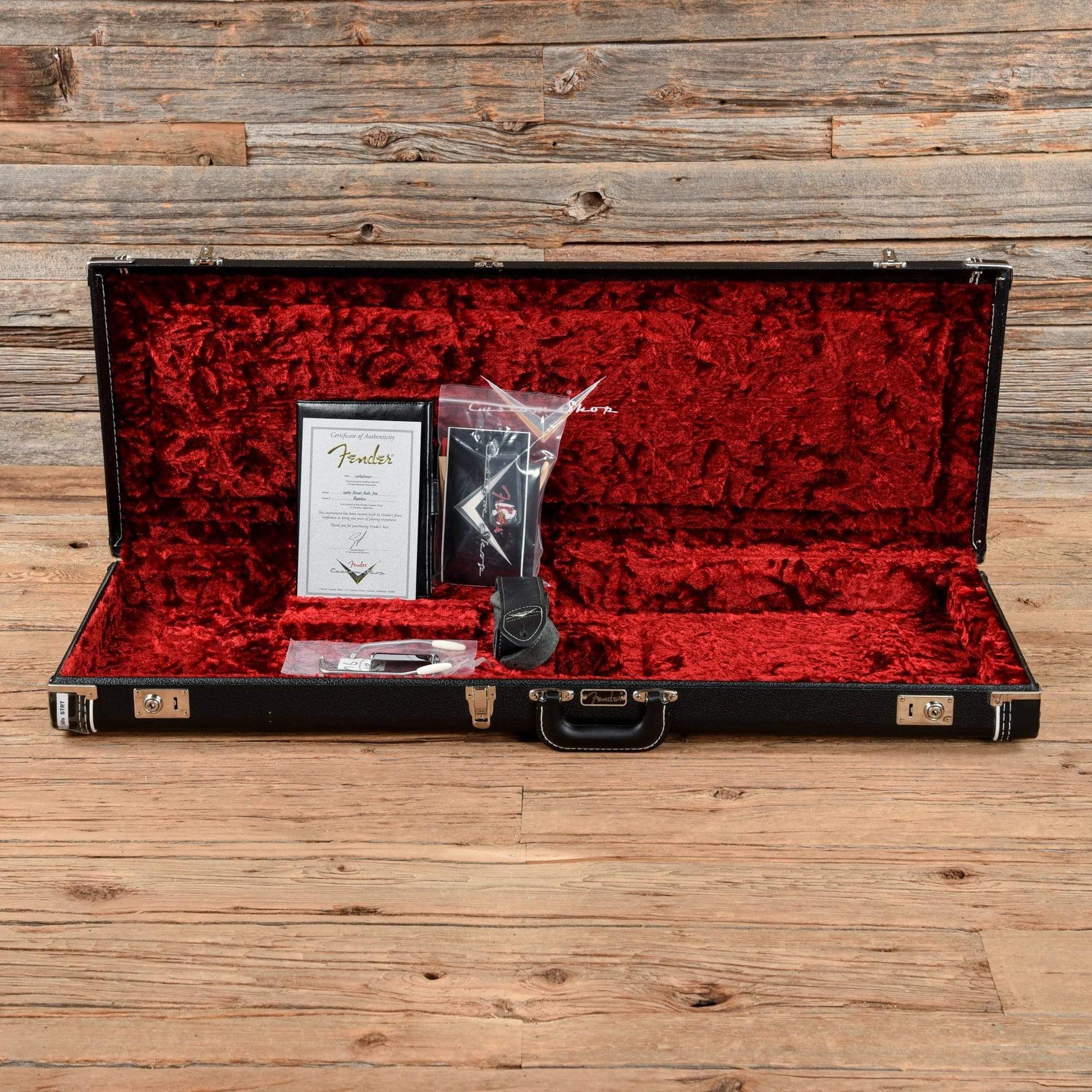 Fender Custom Shop 1960 Stratocaster Ash Journeyman Relic "CME Spec" Wide Fade Chocolate 3-Tone Sunburst 2017 Electric Guitars / Solid Body