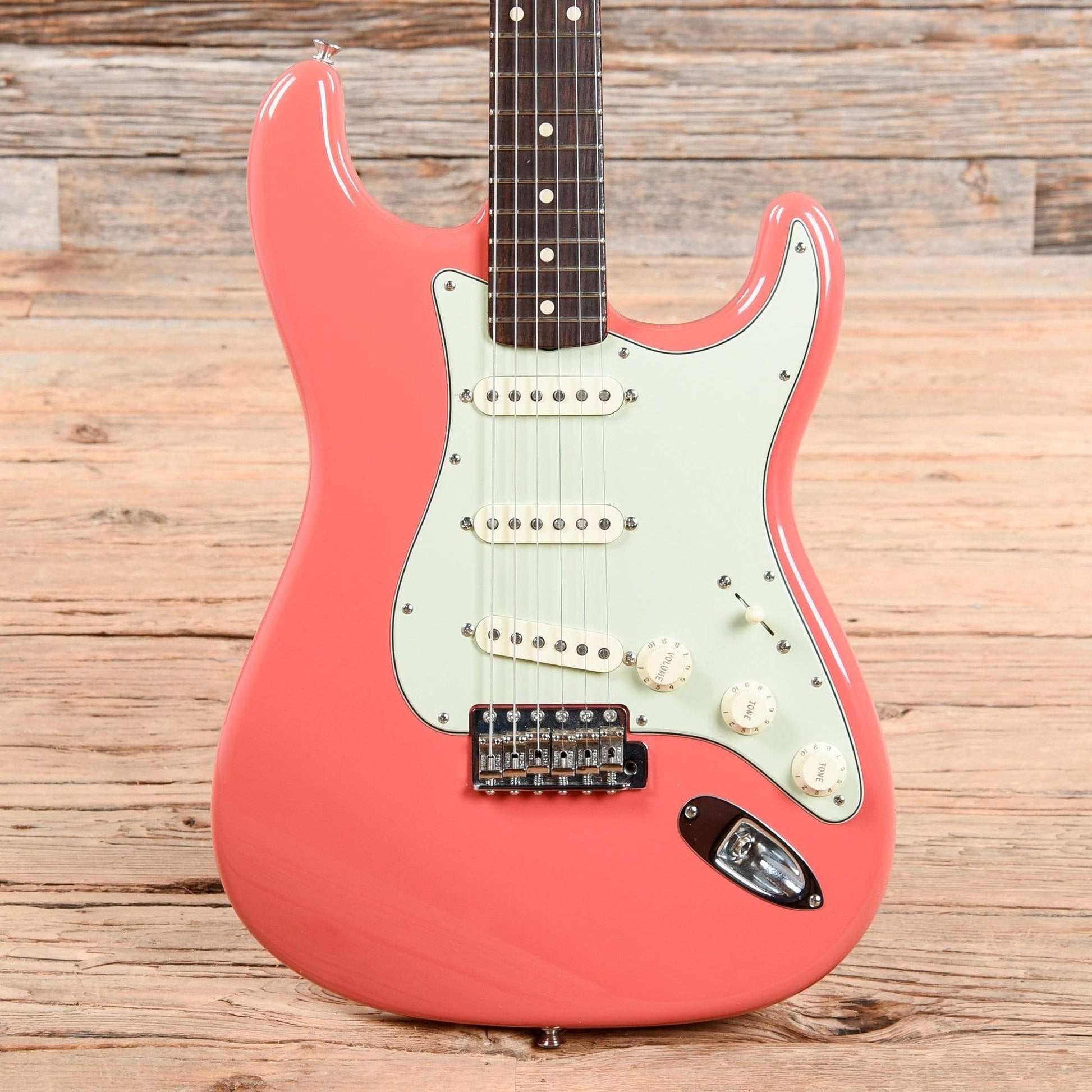 Fender Custom Shop 1960 Stratocaster NOS Tahitian Coral 2012 Electric Guitars / Solid Body