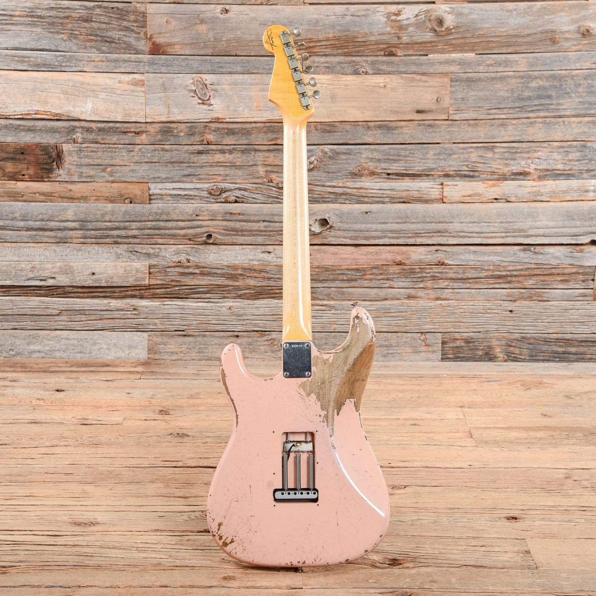 Fender Custom Shop 1960 Stratocaster Relic Aged Shell Pink 2011 Electric Guitars / Solid Body