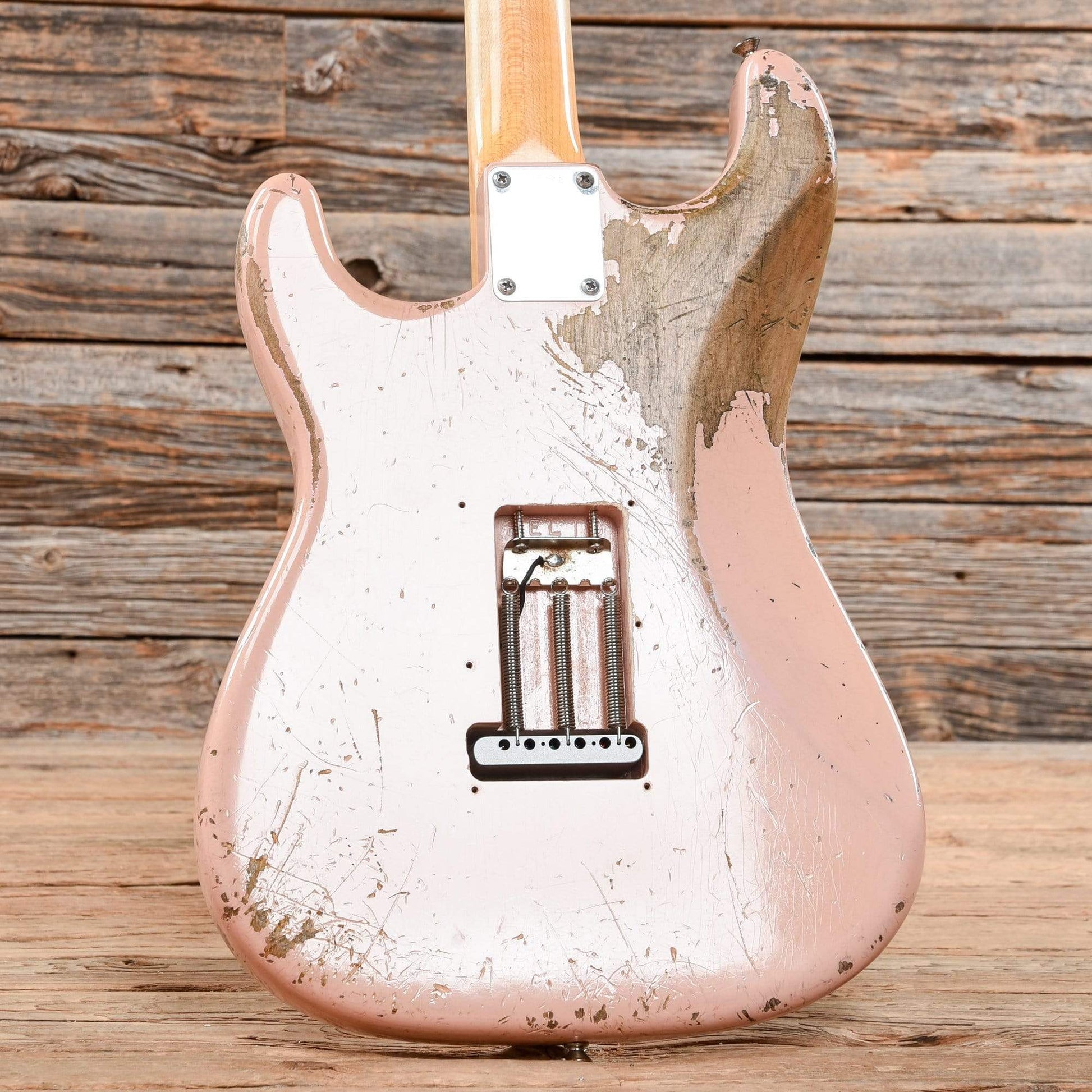 Fender Custom Shop 1960 Stratocaster Relic Aged Shell Pink 2011 Electric Guitars / Solid Body