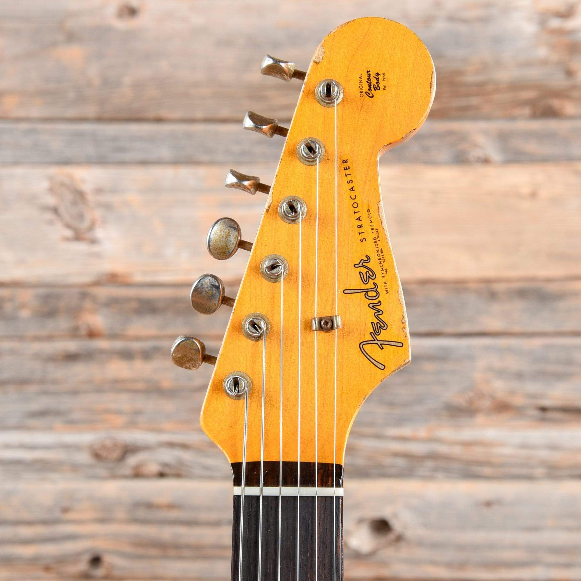 Fender Custom Shop 1961 Stratocaster Heavy Relic Vintage White 2020 Electric Guitars / Solid Body
